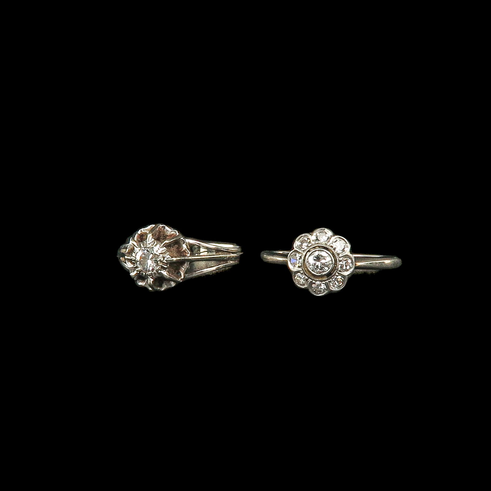 A Lot of 2 Rings: Including 14KG, set with 9 diamonds, ring size 18