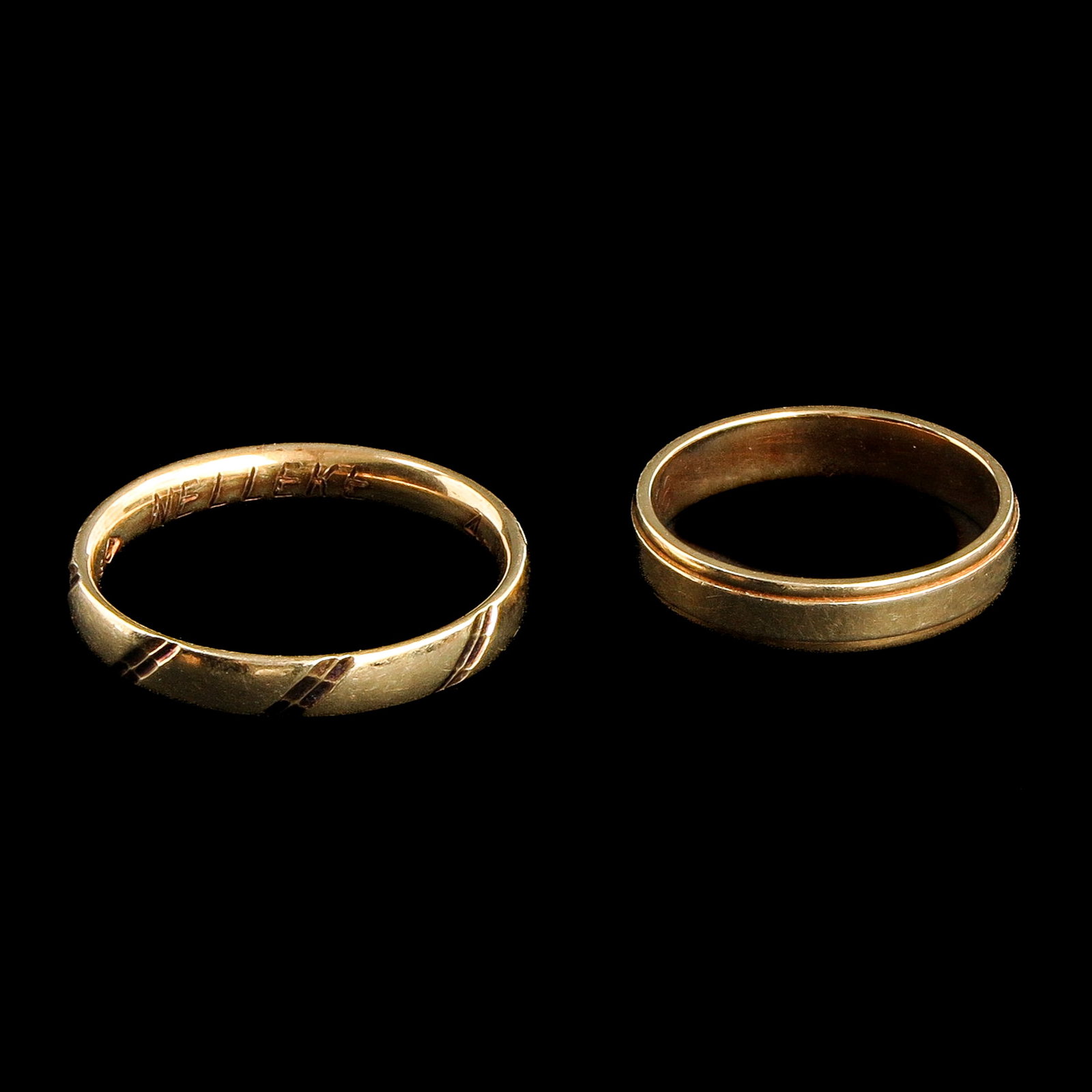 A Lot of 2 14KG Rings: Ring size largest 20