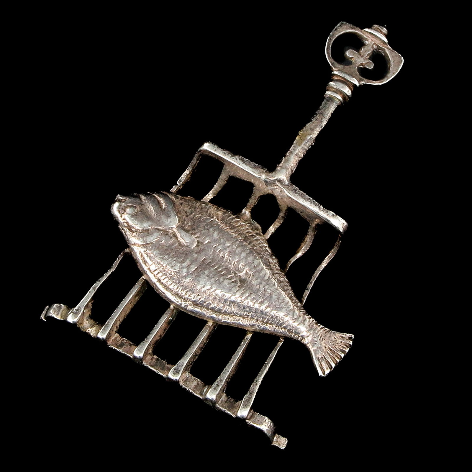 A Miniature Silver Trivet with Fish (1 of 7)