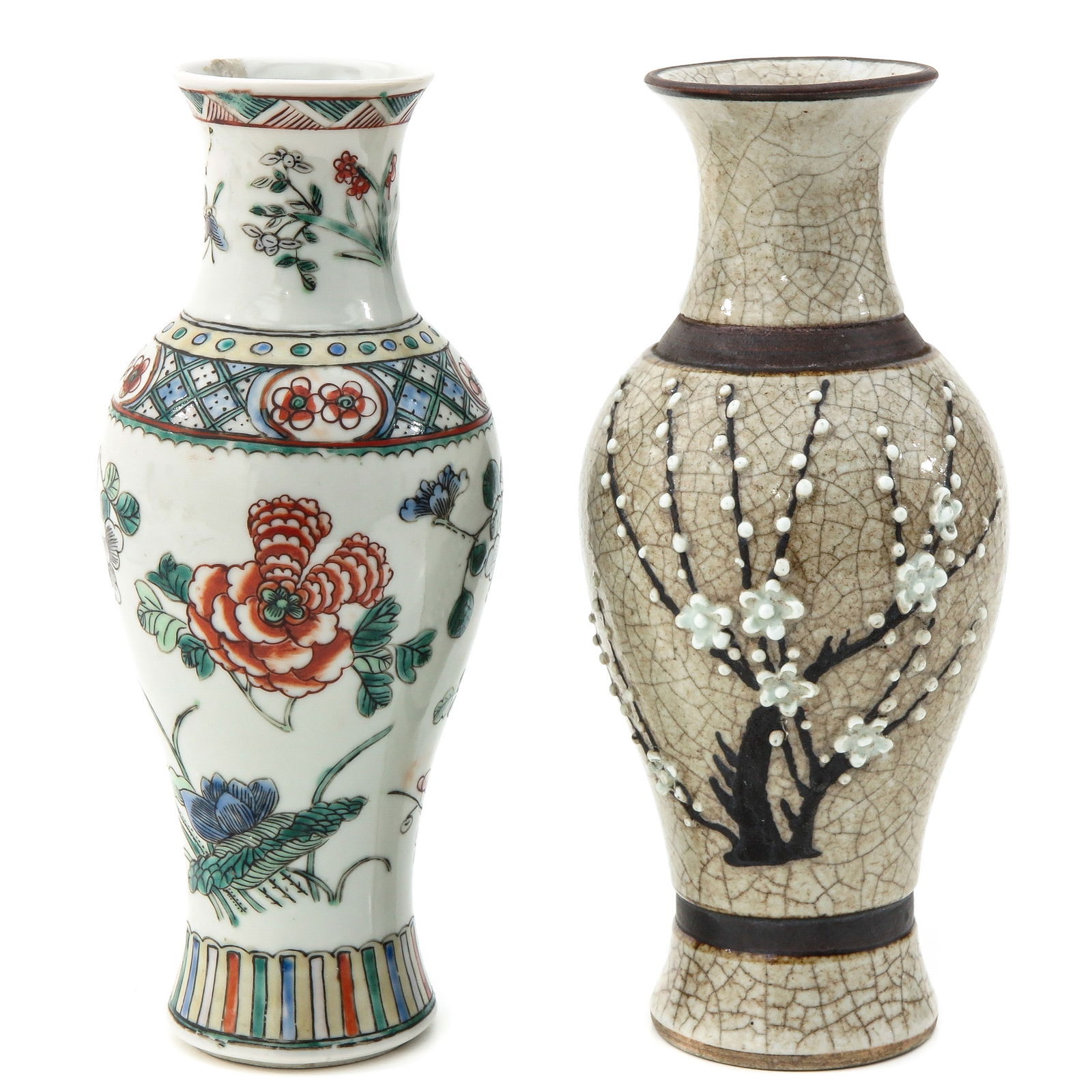 A Lot of 2 Vases (1 of 10)