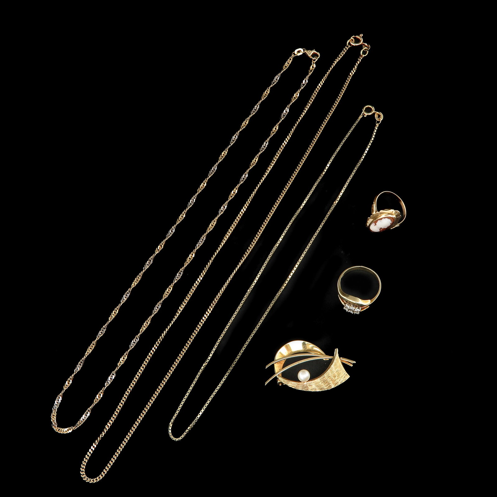 A Collection of Jewelry: jewelry, including 14 kt. gold