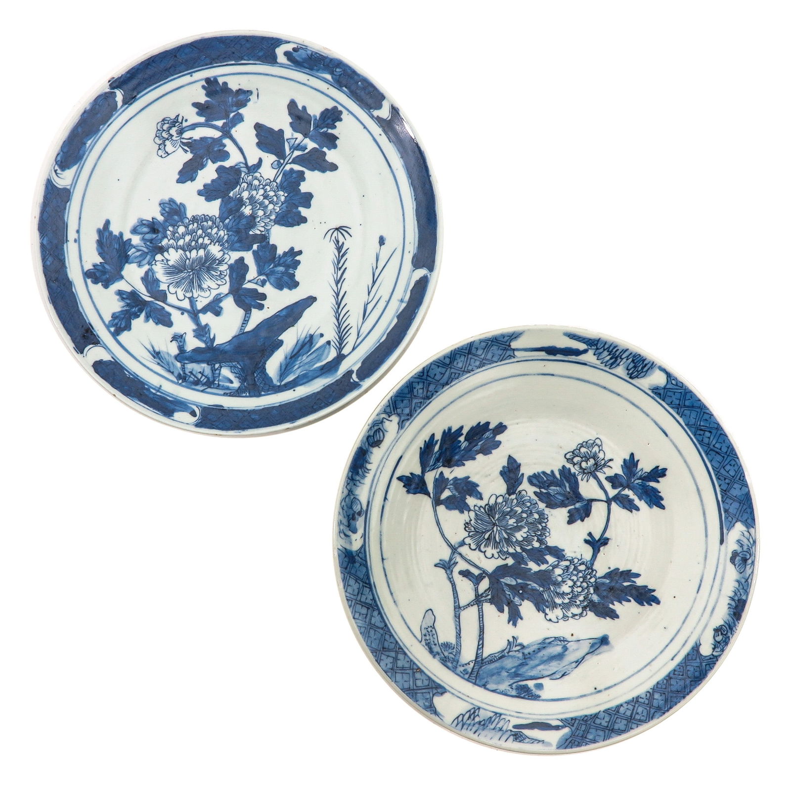 A Pair of Blue and White Serving Plates (1 of 10)