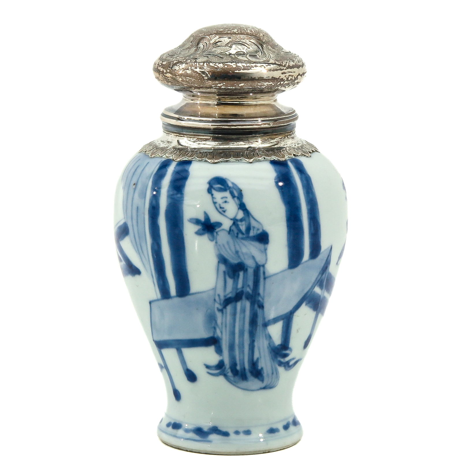 A Blue and White Tea Caddy (1 of 10)