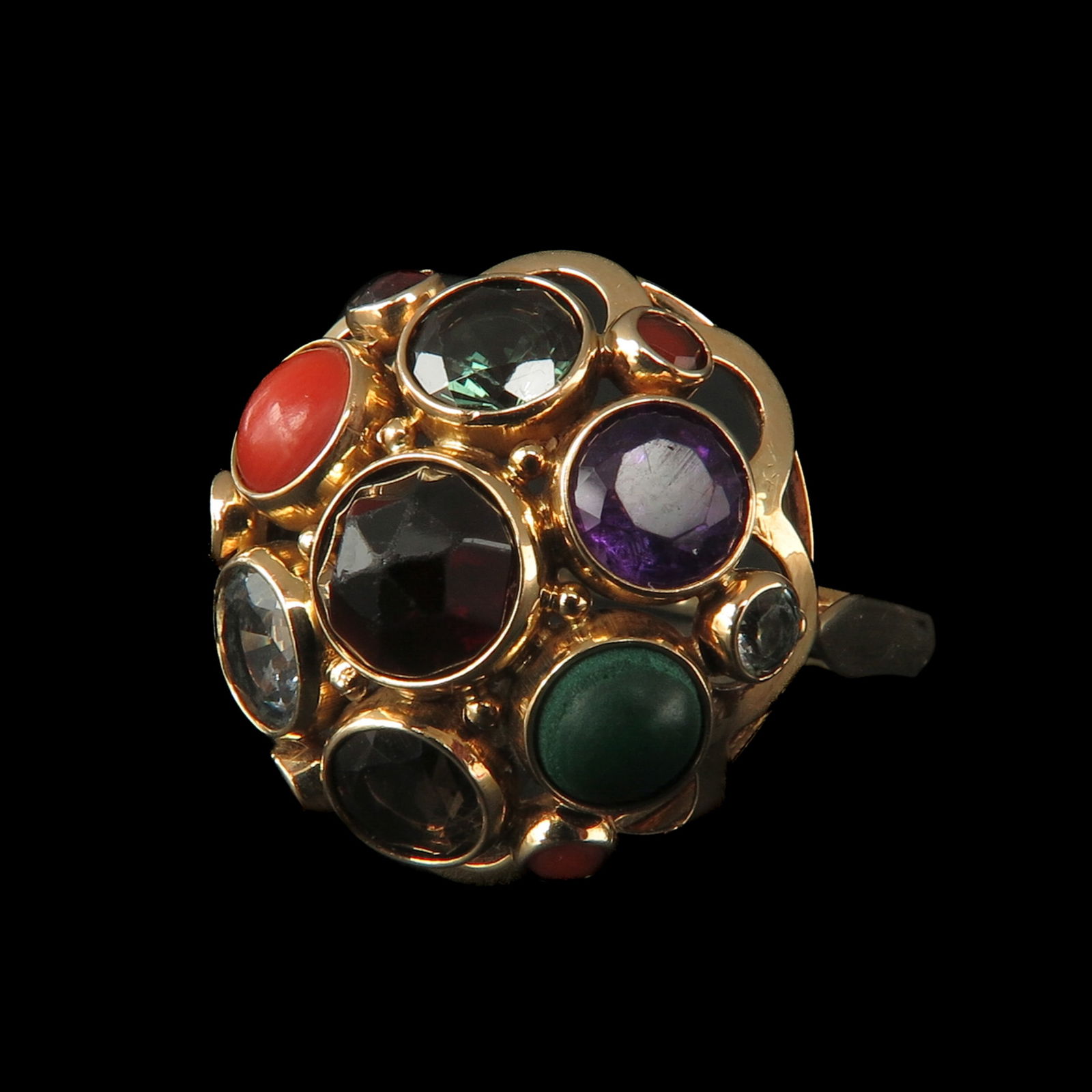 A 14KG Gemstone Ring: set with various precious stones, including coral and topaz, in a striking spherical design, ring size 19.5