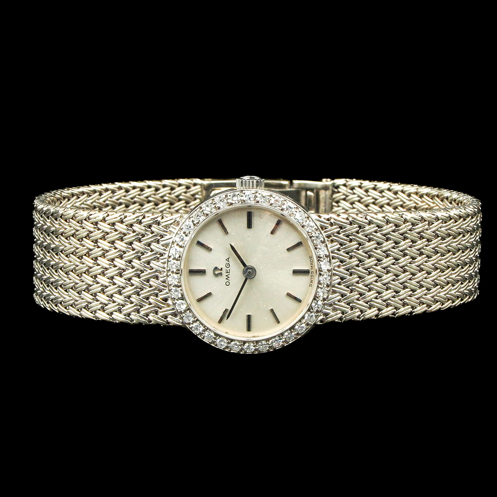 A Ladies Omega Watch (1 of 7)