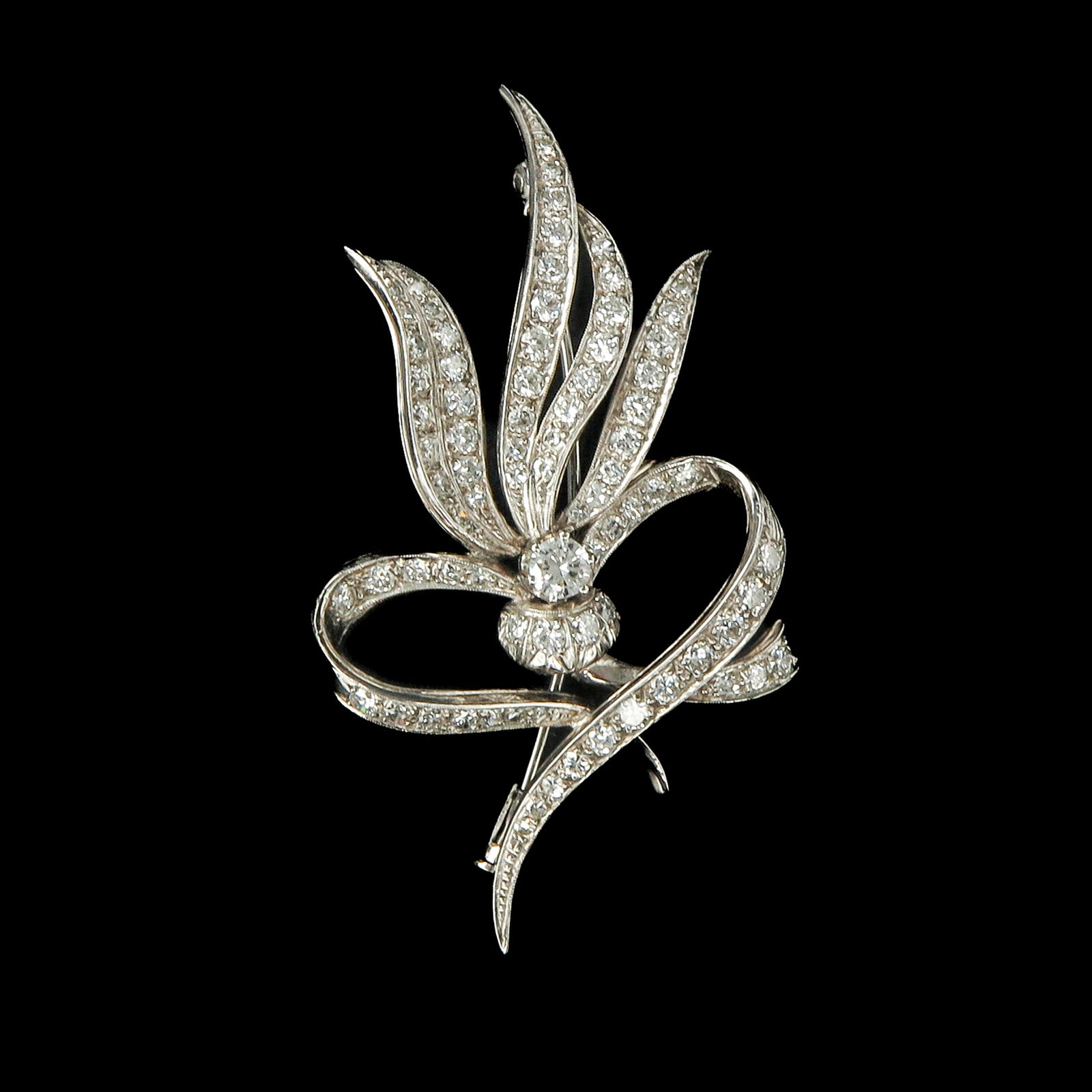 A 14KG Diamond Brooch (1 of 3)