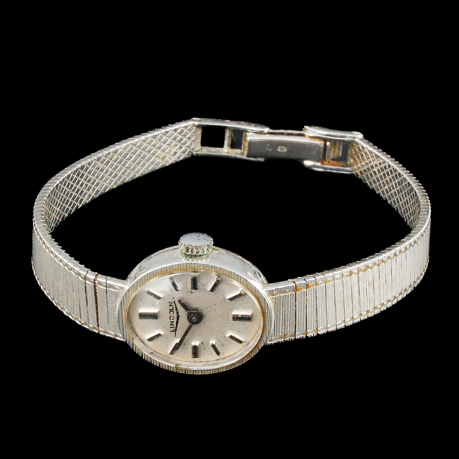 A Ladies 14KG Watch: Lincoln brand, length 15 cm.