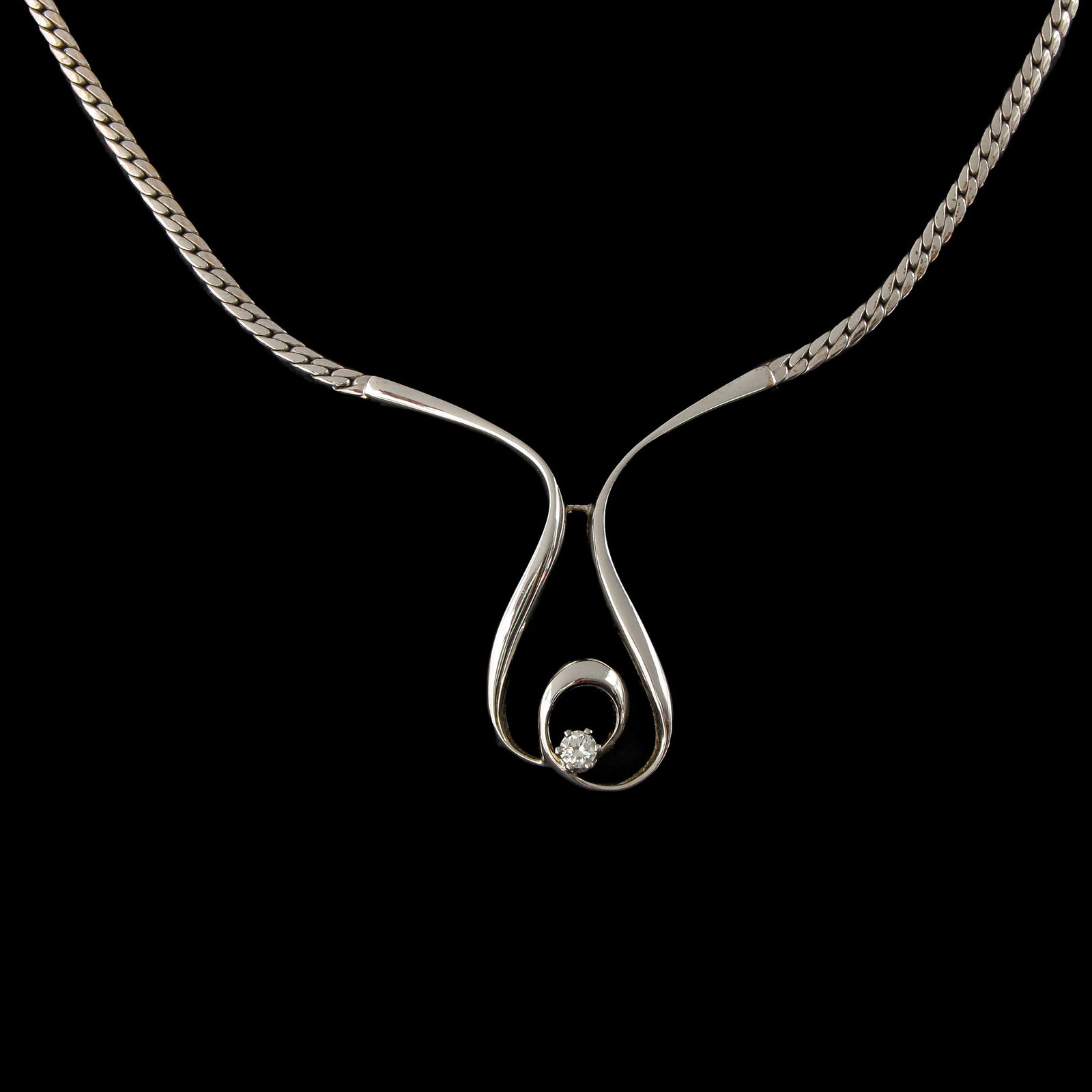 An 18KG Necklace with Solitaire Diamond Pendant (1 of 6)