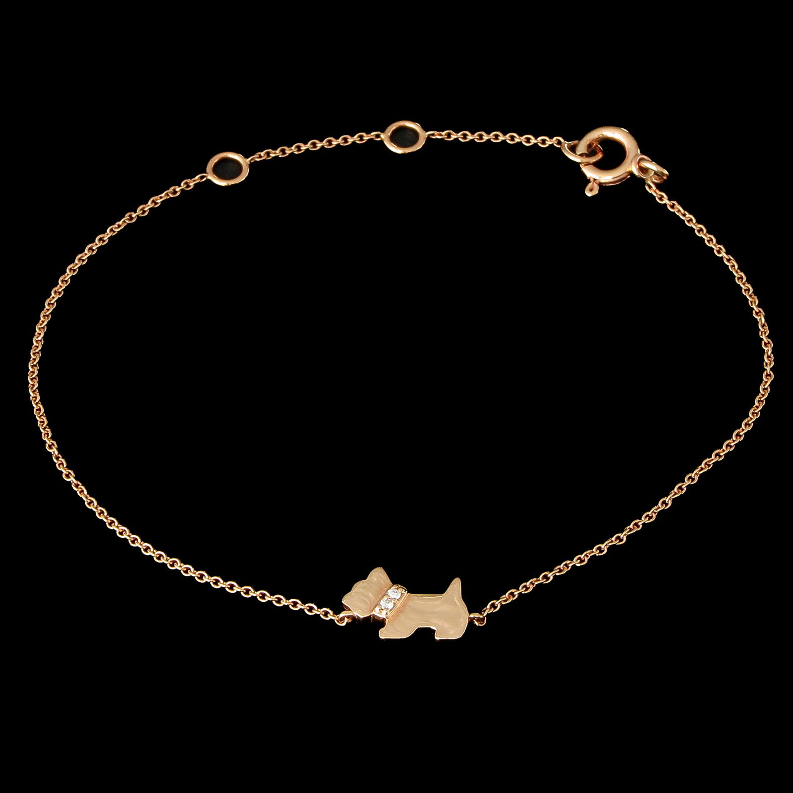 An 18KG Doggy Bracelet by Designer Crivelli: “Doggy”, by Italian designer Crivelli, set with diamonds, length 17 cm., retail value € 750