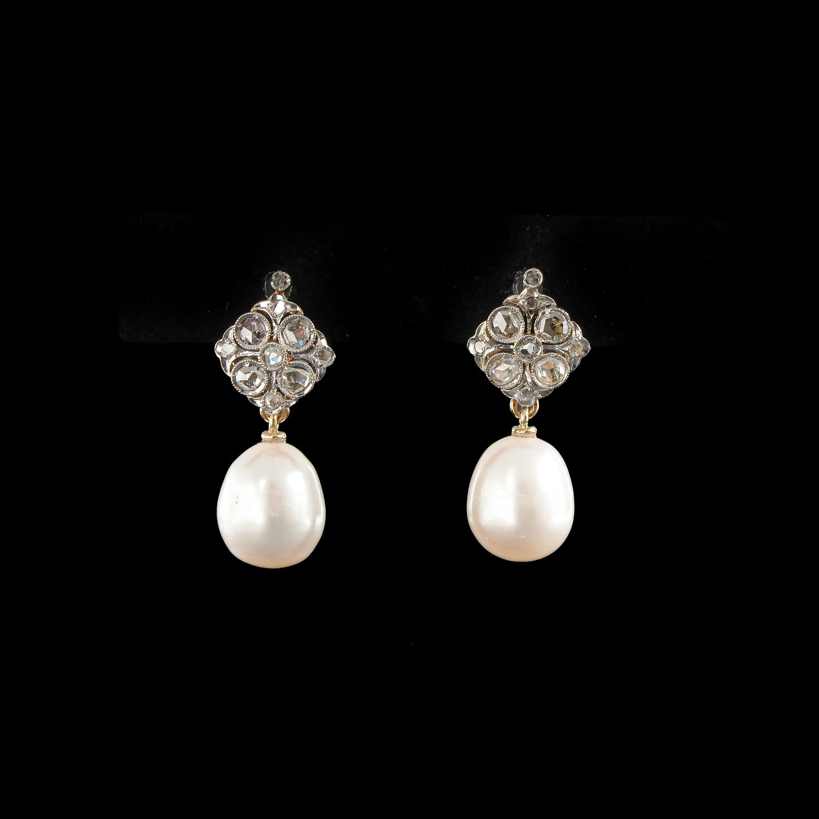 A pair of Diamond and Pearl Earrings (1 of 3)