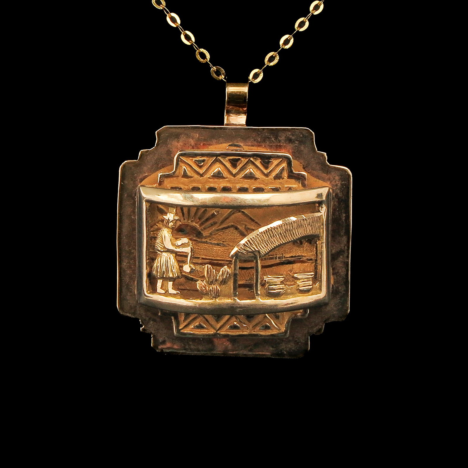 An 18KG Necklace (1 of 5)