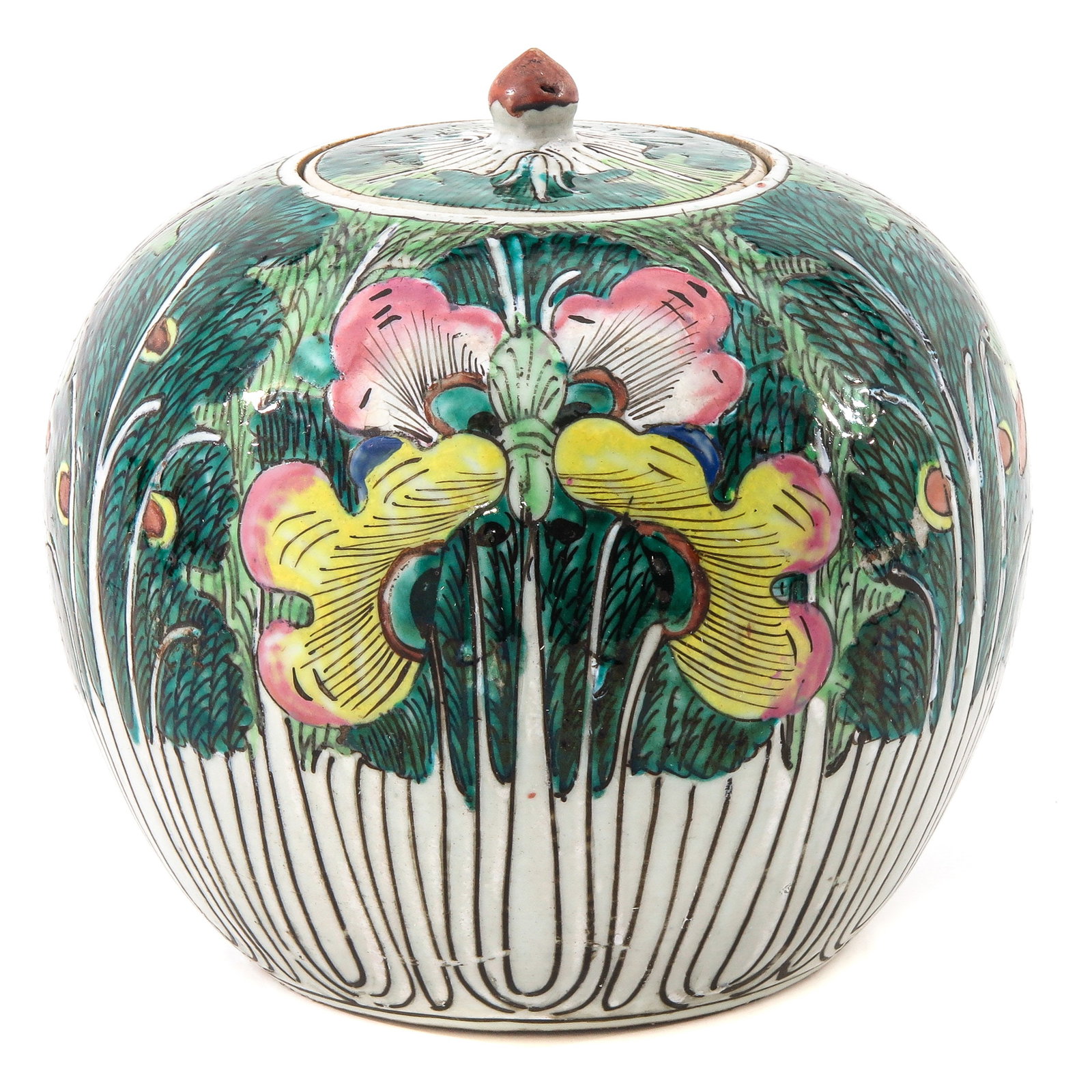 A Cabbage Leaf Decor Ginger Jar: Circa 1900, 19 cm. tall, fritting.