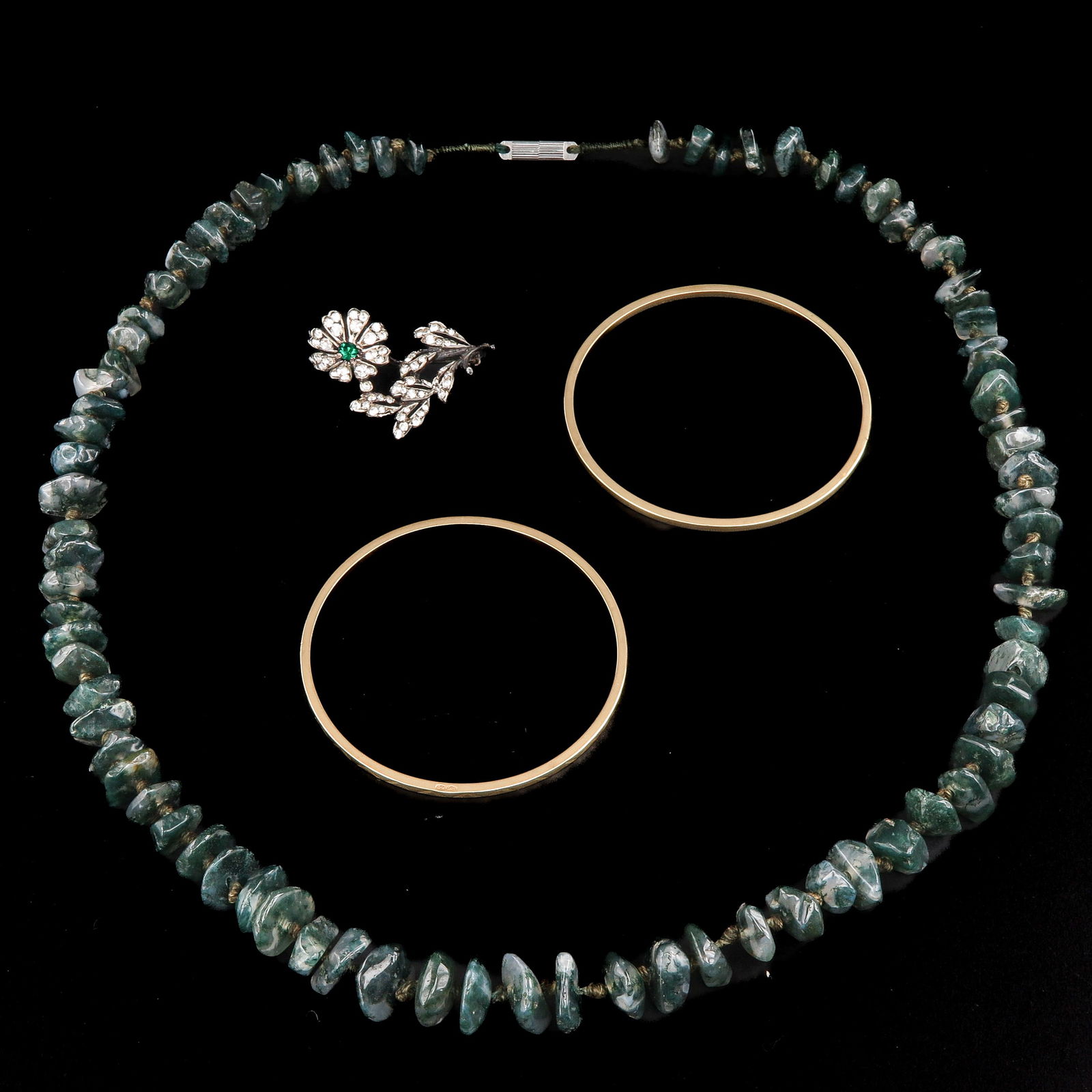 A Diverse Collection of Jewelry (1 of 9)