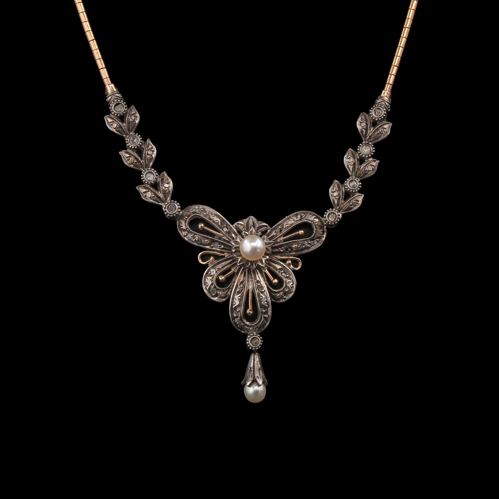 A Rose Cut Diamond Necklace (1 of 7)