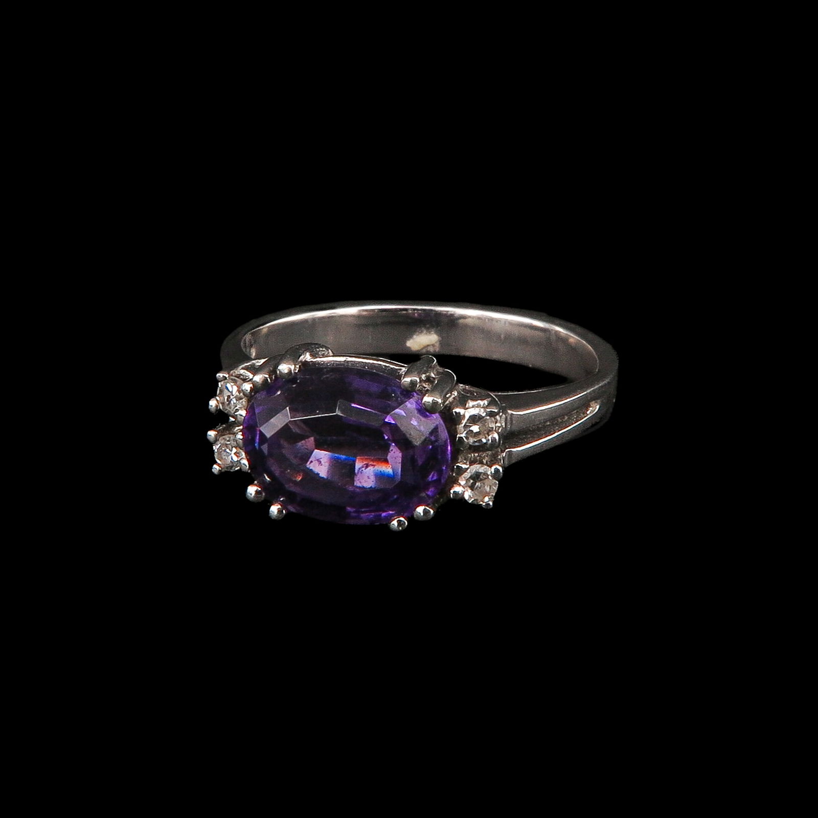 A Ladies Amethyst and Diamond Ring (1 of 4)
