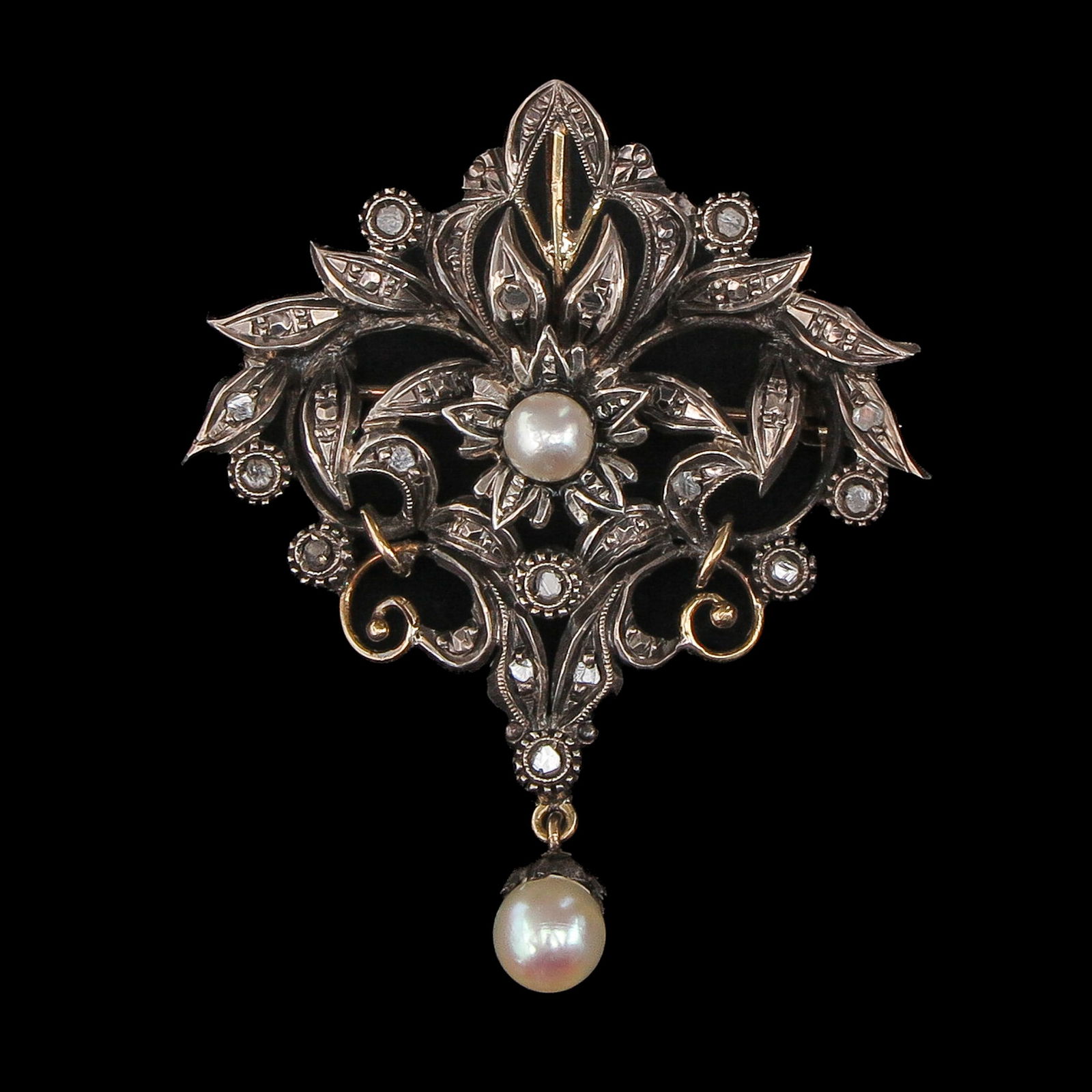 A Rose Cut Diamond Brooch (1 of 3)