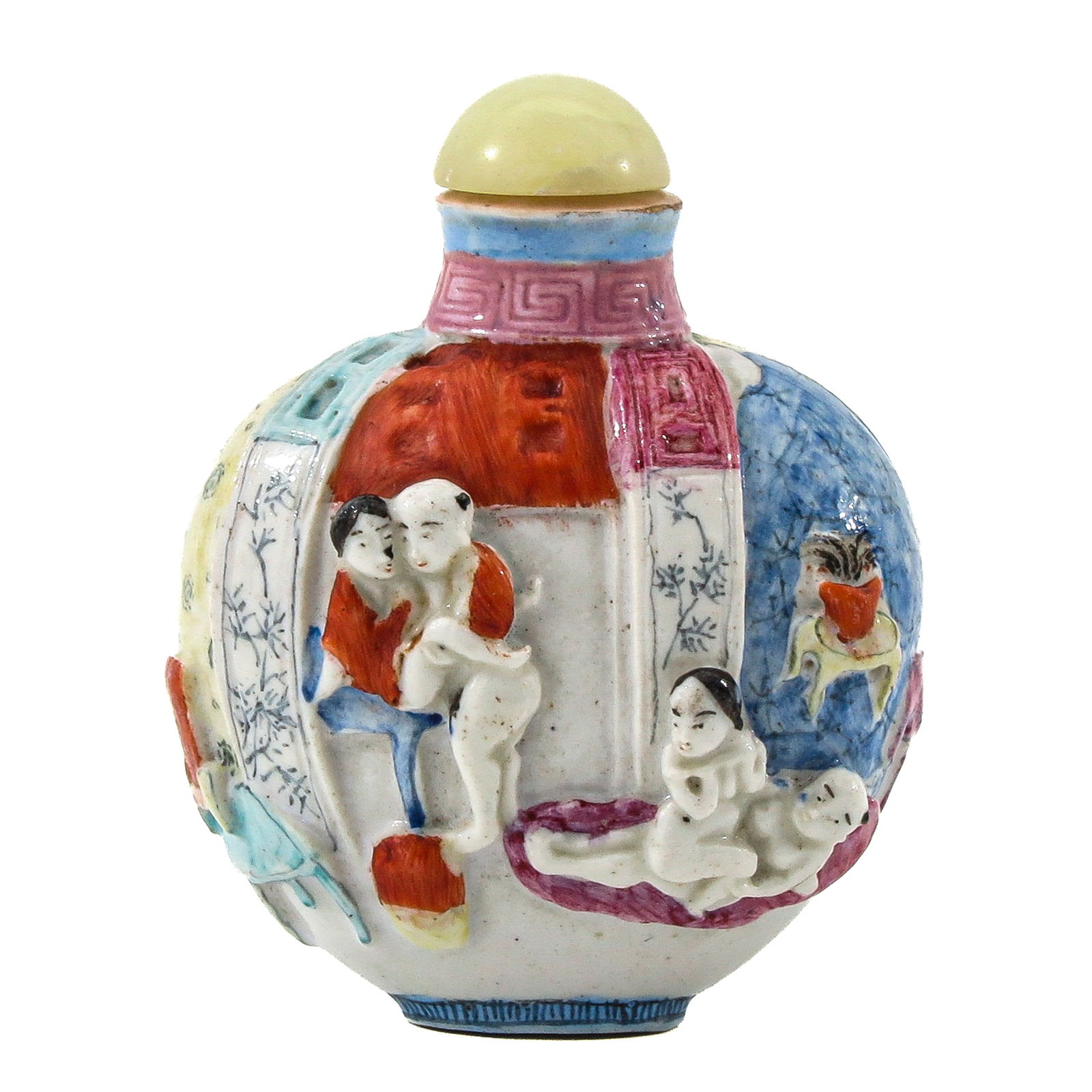 a Famille Rose Snuff Bottle: Erotic scene, 6 cm. tall.