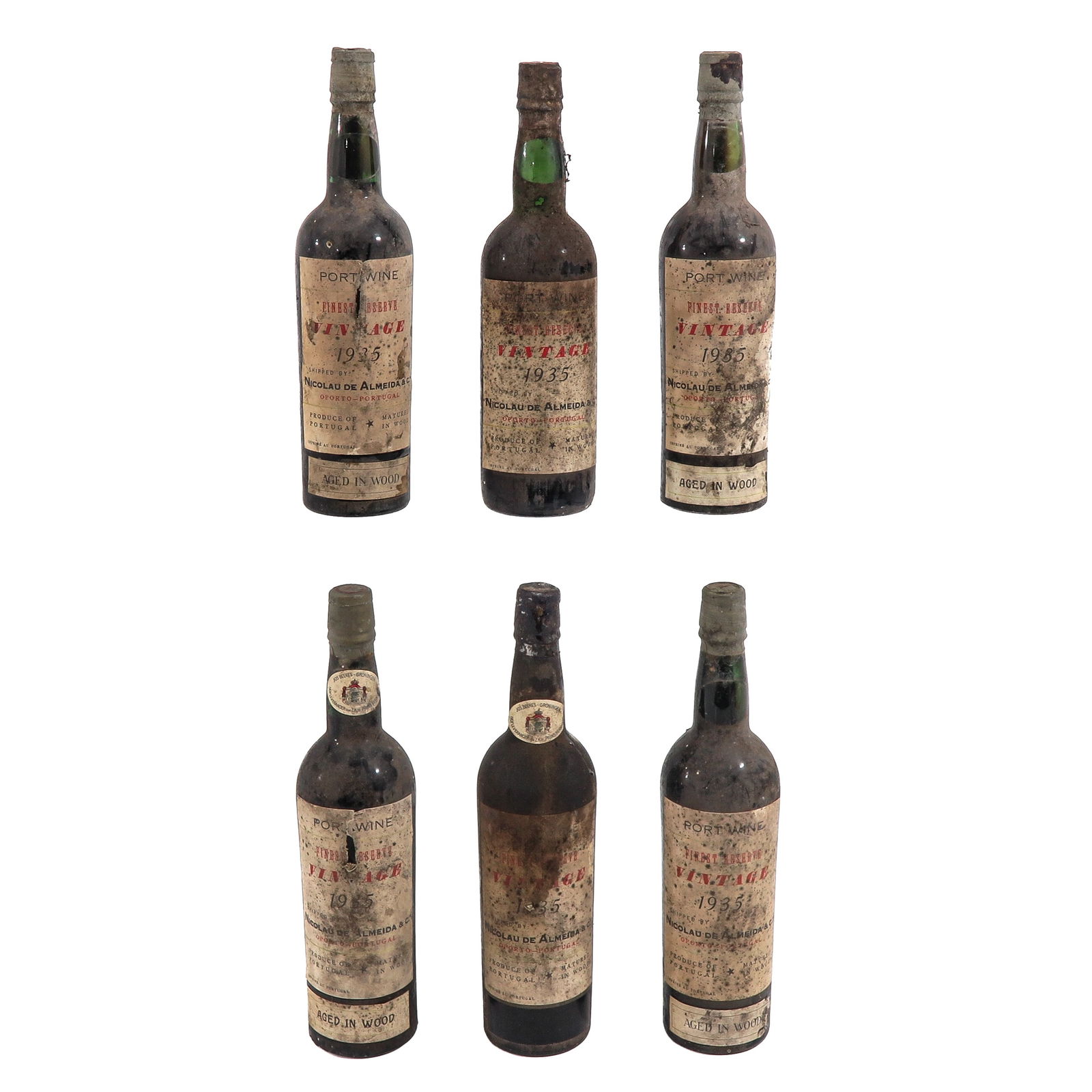 A Lot of 6 Bottles of Port: Consisting of 6 bottles of Vintage Port 1935, Nicolau de Almeida, height 31 cm.