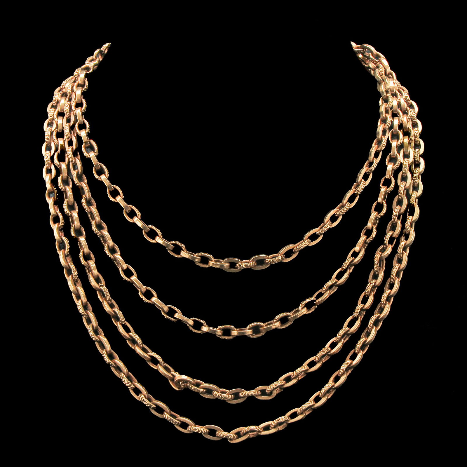 An 18KG Necklace (1 of 3)