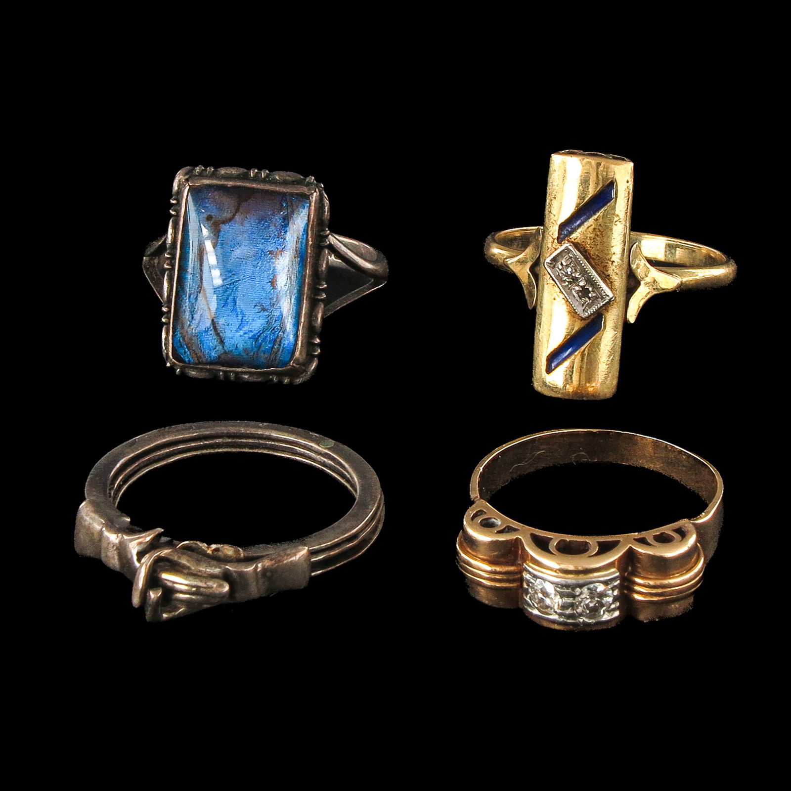 A Group of 4 Ladies Rings (1 of 9)