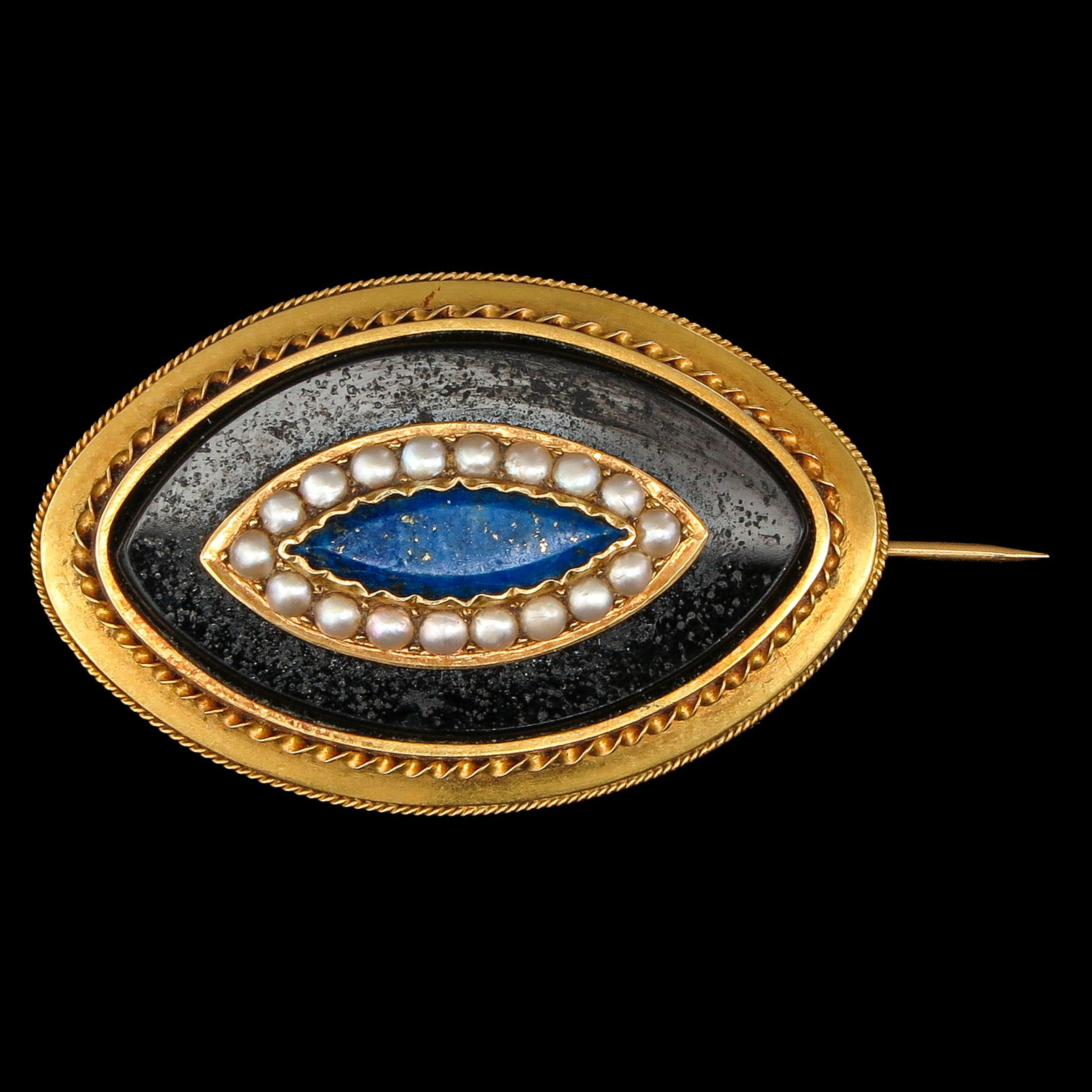 A Vitorian Brooch (1 of 3)
