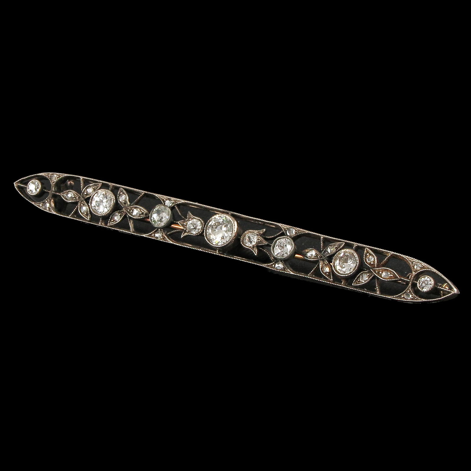 A Belle Époque Diamond Bar Pin: Belle Époque, set with diamonds, length 79 mm.