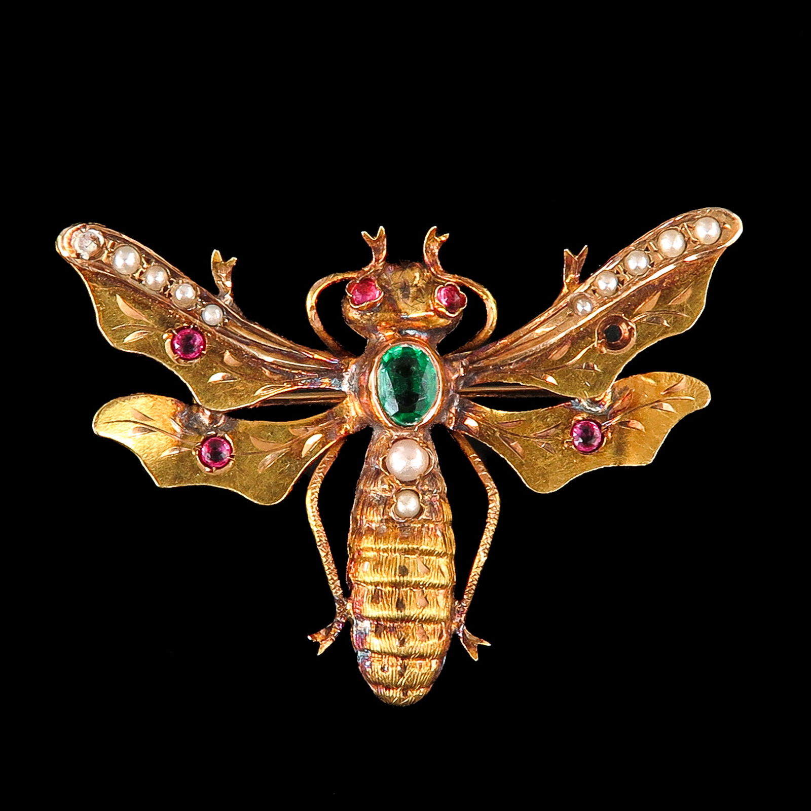 An 18KG Art Nouveau Brooch (1 of 2)