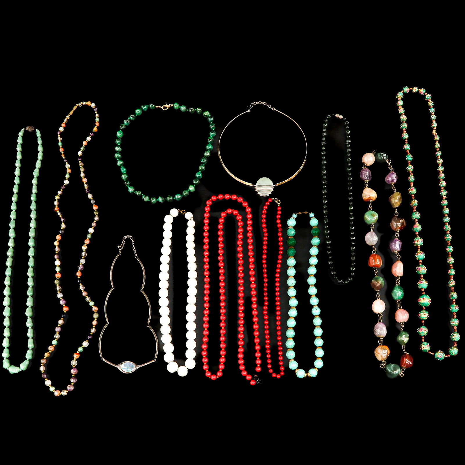 A Diverse Collection of Jewelry (1 of 7)