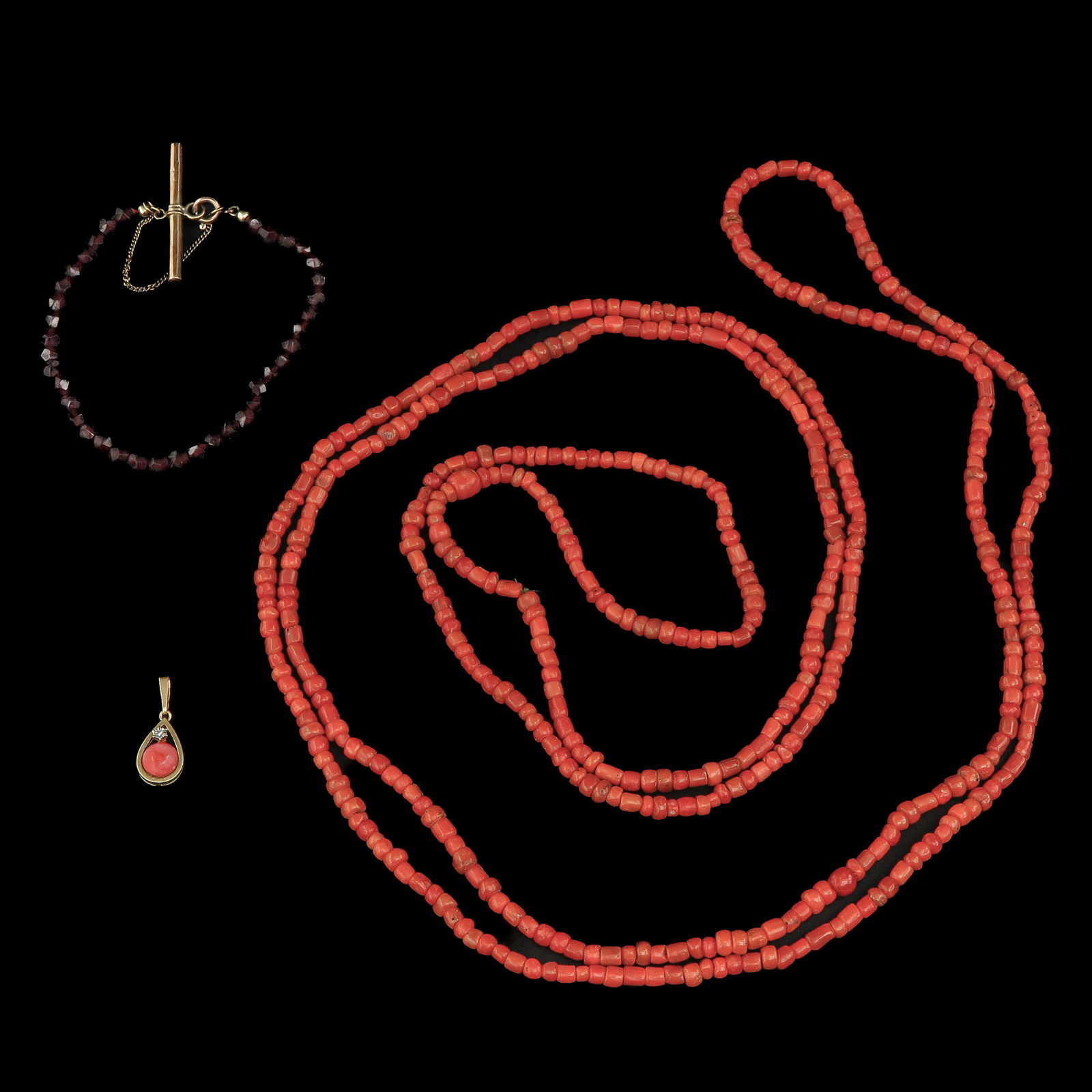 A Diverse Group of Jewelry (1 of 7)