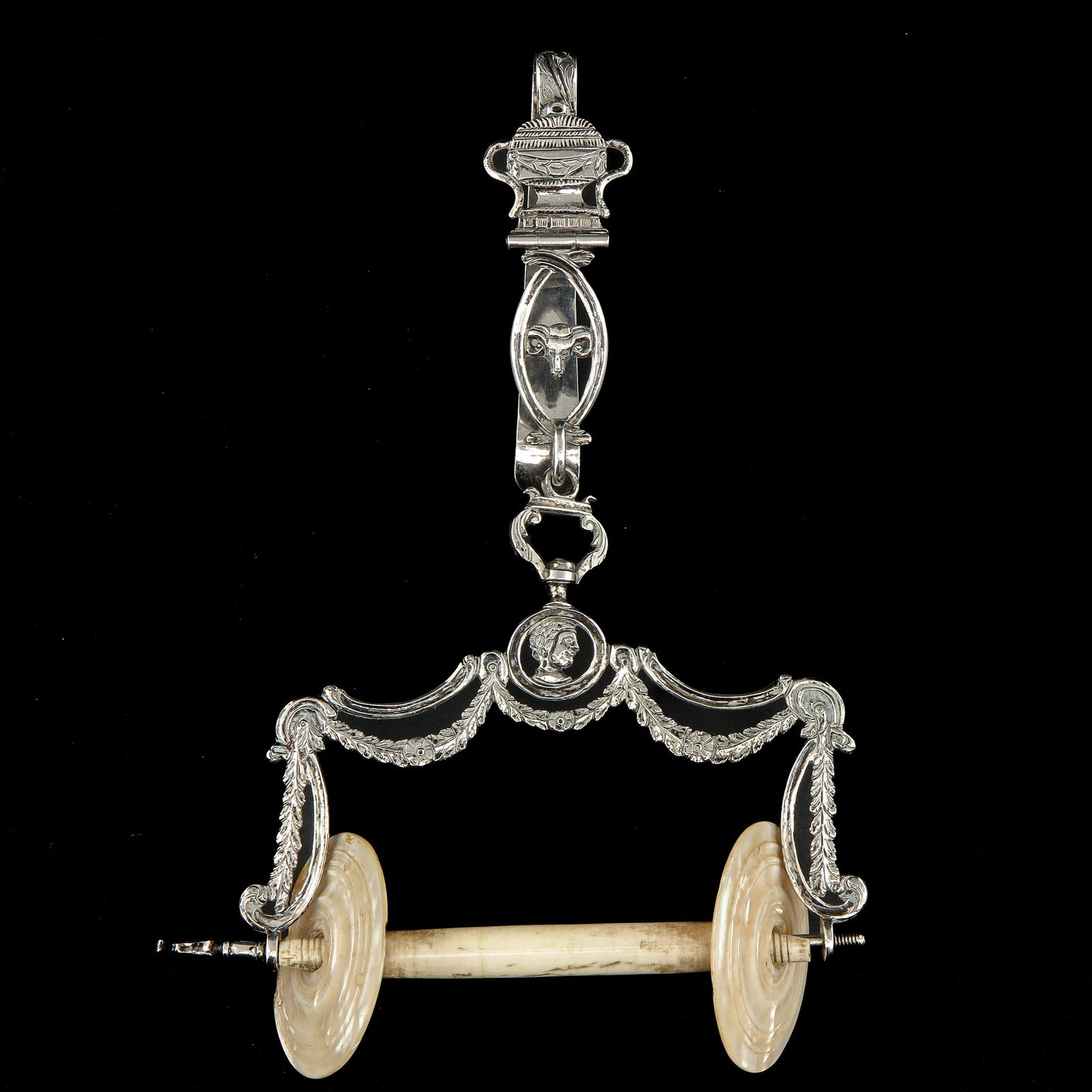 A Silver Holder or Kluwbolhouder (1 of 5)