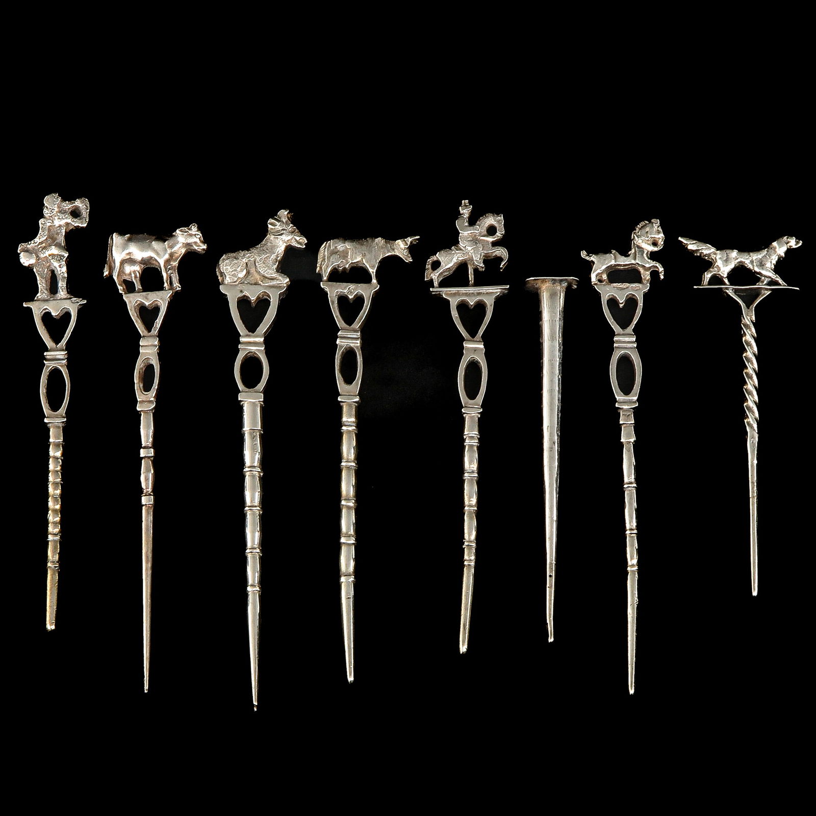 A Lot of 8 Silver Pipe Holders (1 of 7)