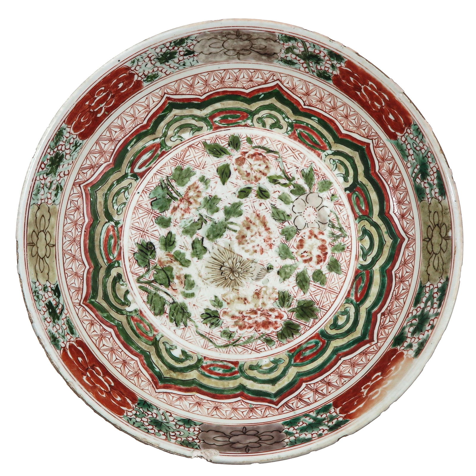 A Shunzhi Period Charger (1 of 4)