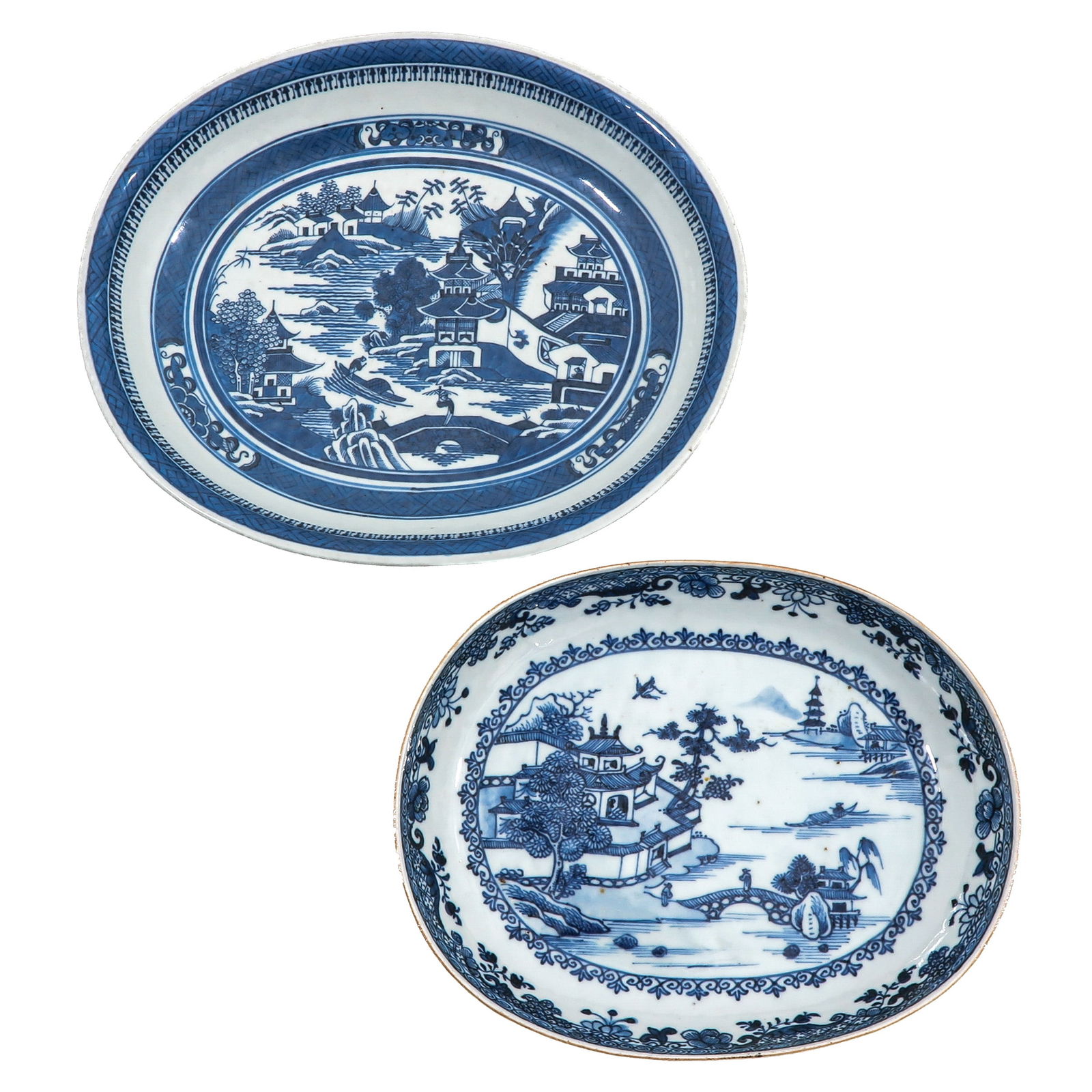 A Lot of 2 Oval Serving Trays (1 of 6)