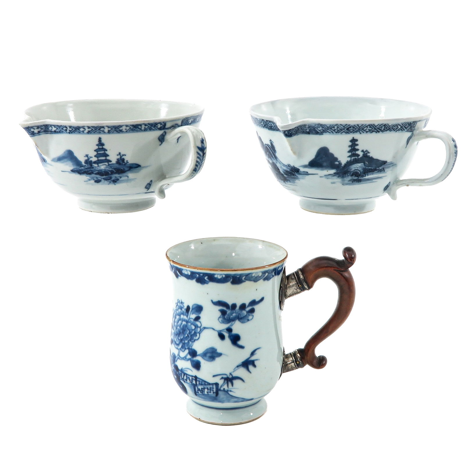 A Mug and 2 Gravy Bowls (1 of 6)