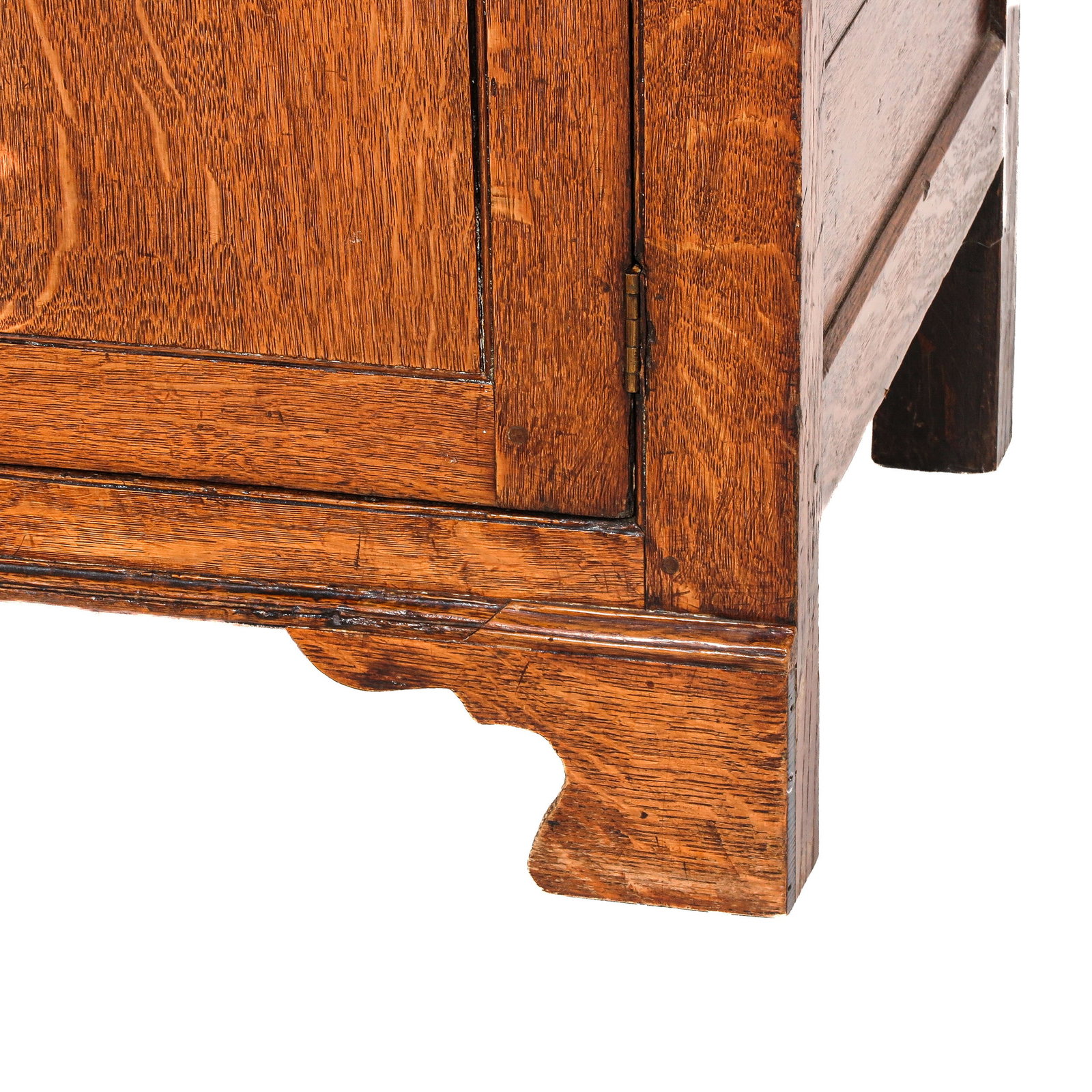 An Oak Buffet - 9