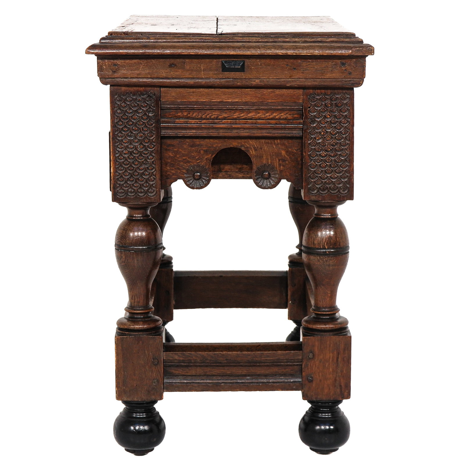 An Antique Table - 2