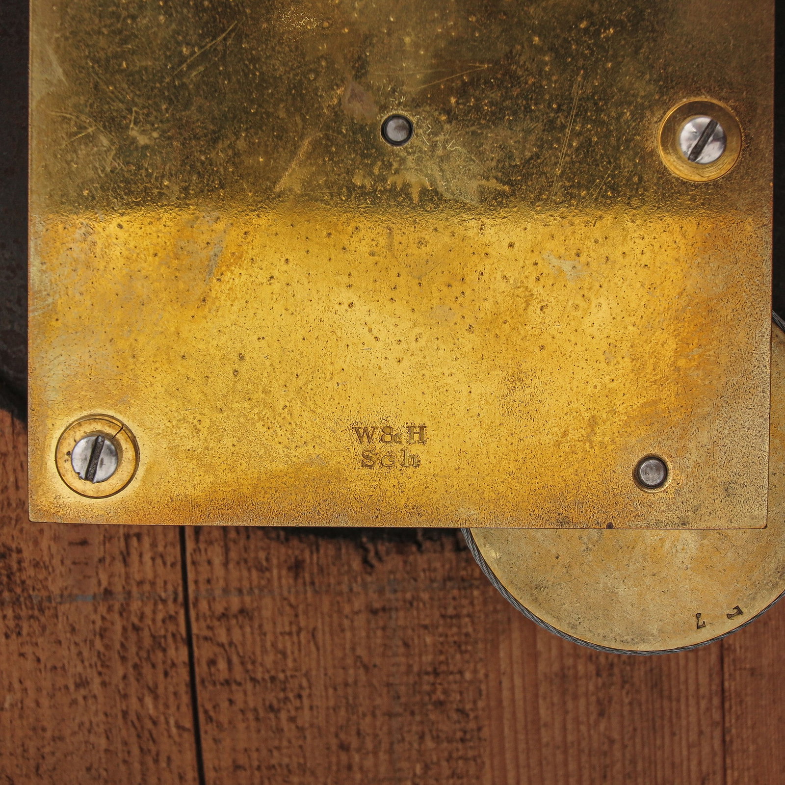 A Table Clock - 9
