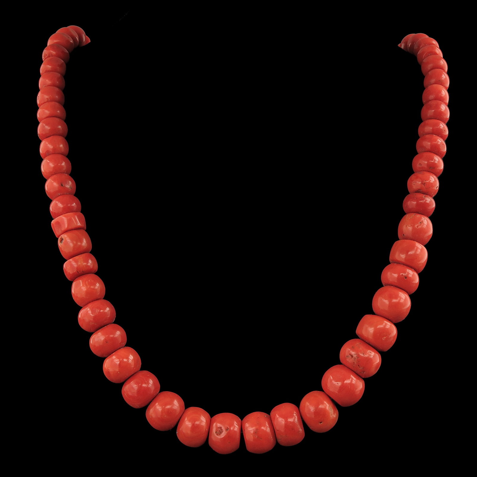 A 19th Century Red Coral Necklace: with 1 row of 19th-century blood coral, increasing from 8 to 18 mm, weight 217 grams