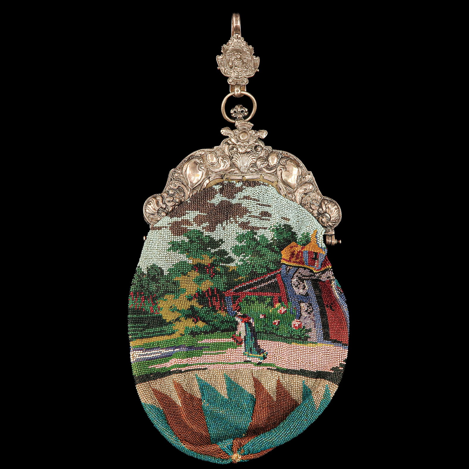 A Silver Framed Purse (1 of 6)