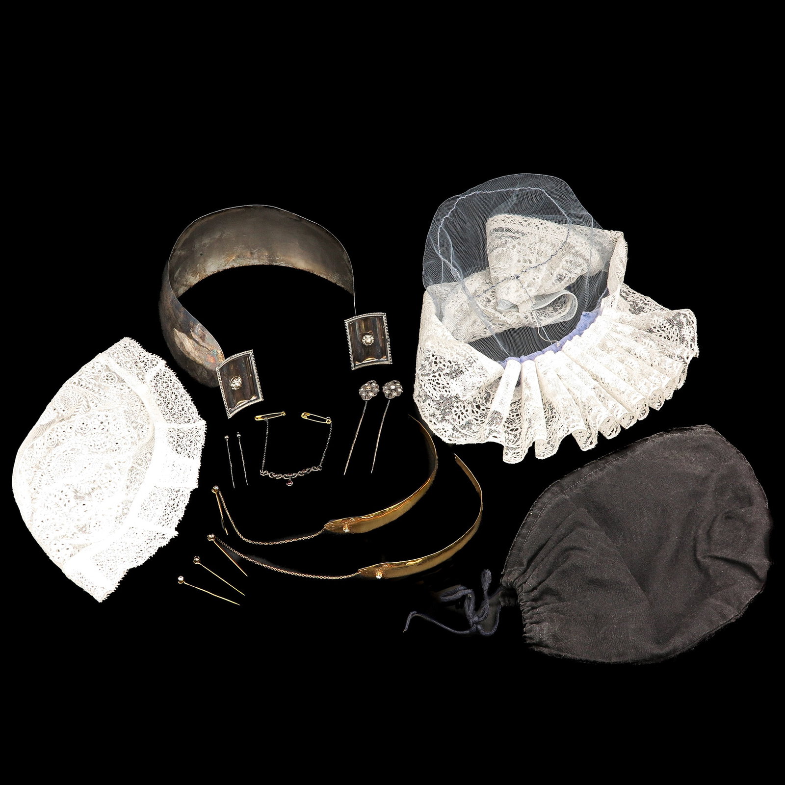 A Group of Traditional Dutch Jewelry (1 of 10)