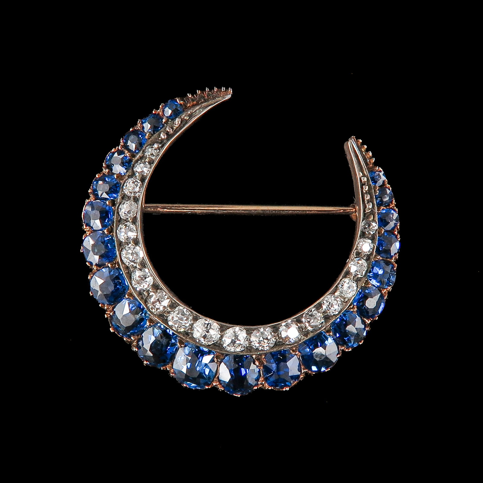 A Diamond and Sapphire Brooch (1 of 2)