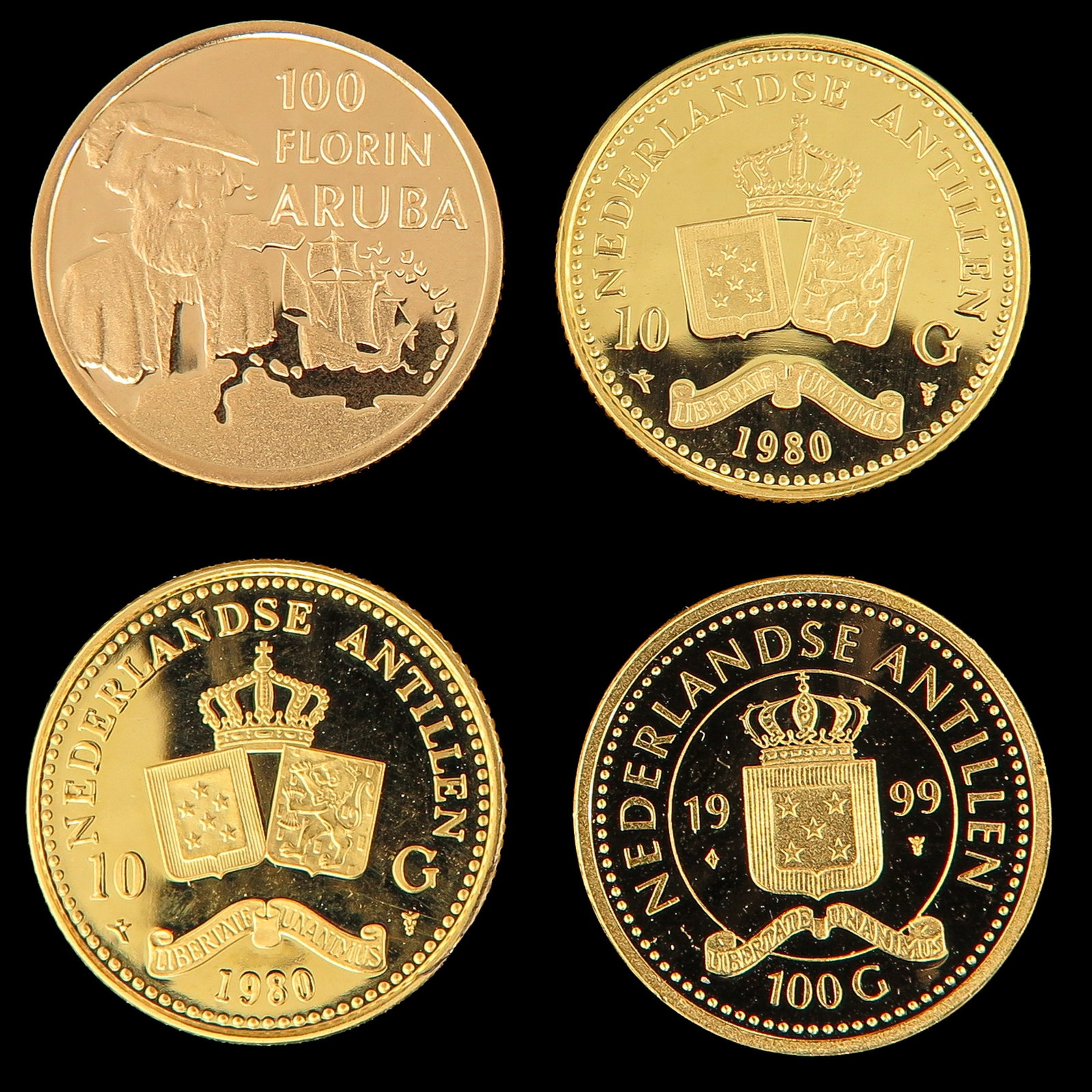 A Collection of Coins: coins, including gold 100 florins Aruba 1999