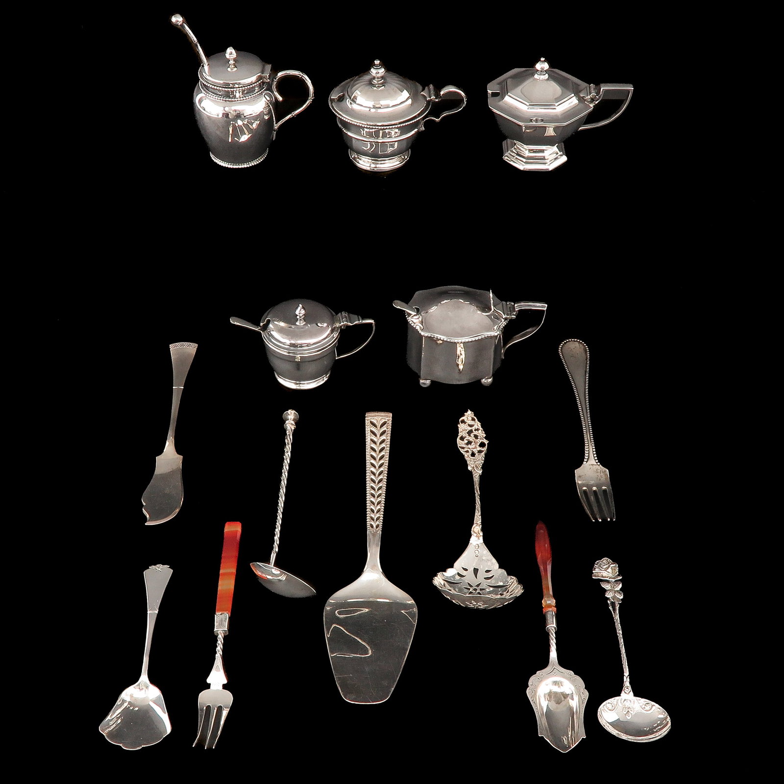 A Collection of Tableware (1 of 10)