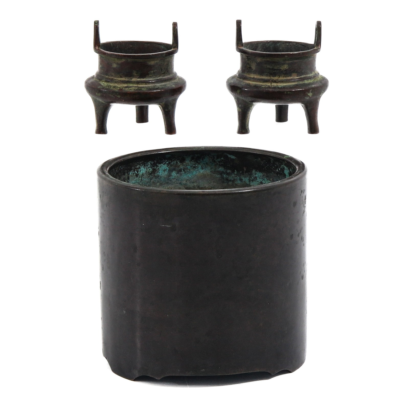 A Lot of 2 Bronze Censer and Brush Pot (1 of 6)