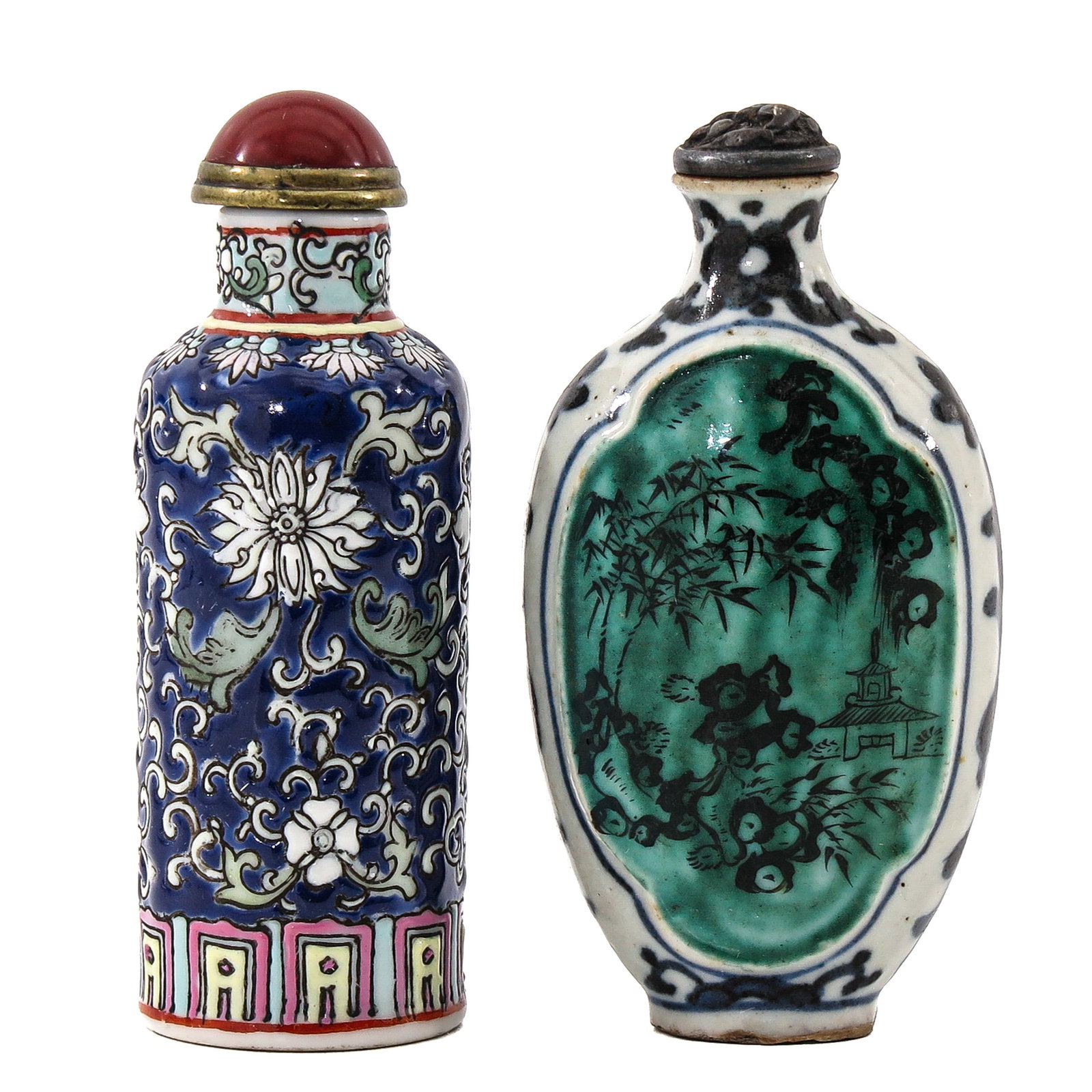 A Lot of 2 Snuff Bottles (1 of 6)
