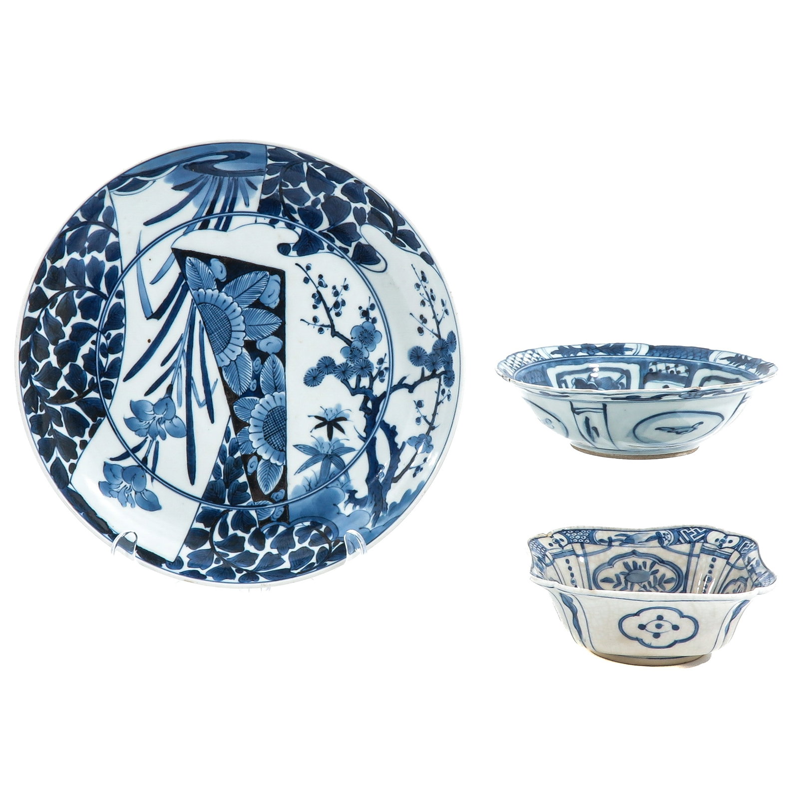 A Collection of Blue and White Porcelain (1 of 8)