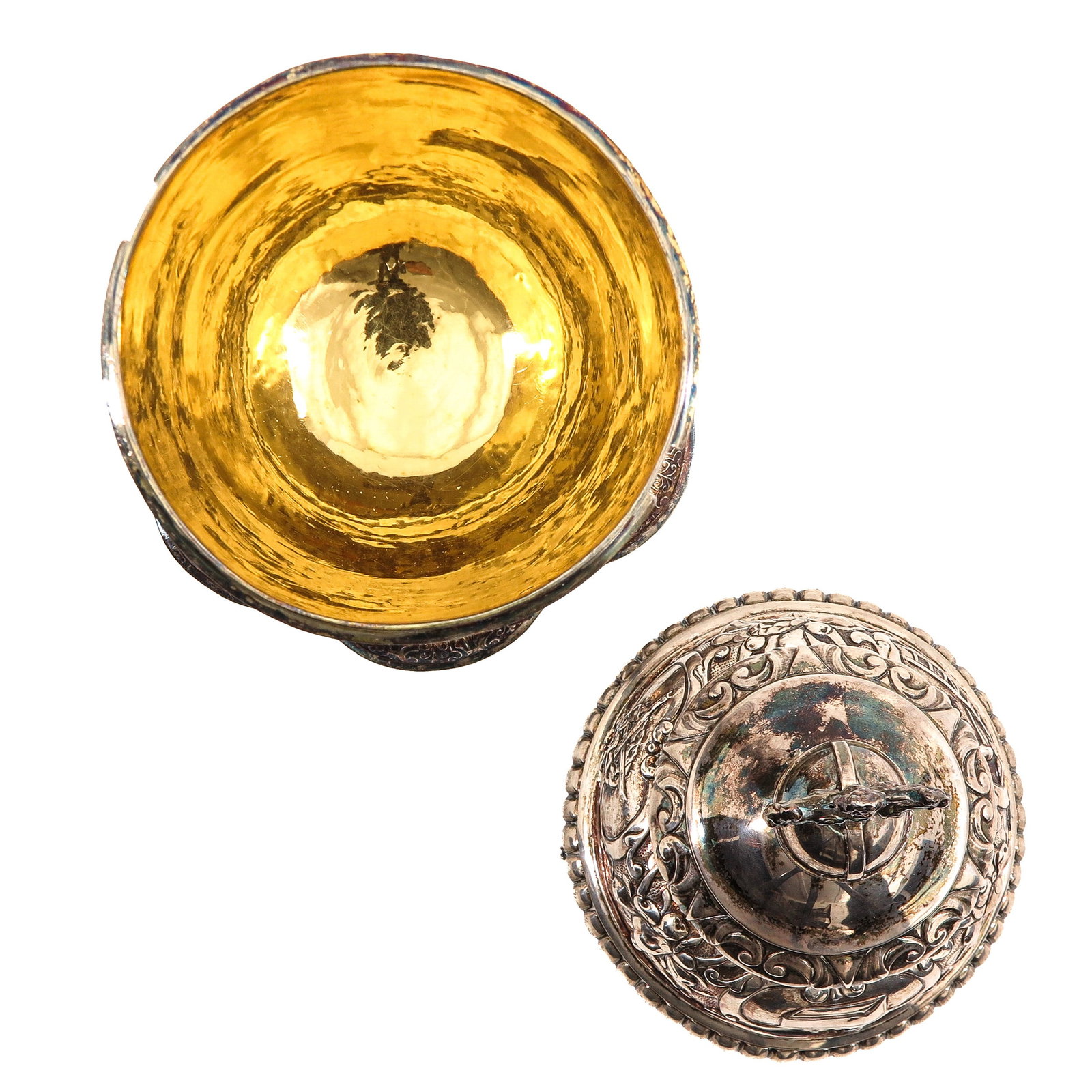 A 17th Century Solid Silver Ciborium - 5