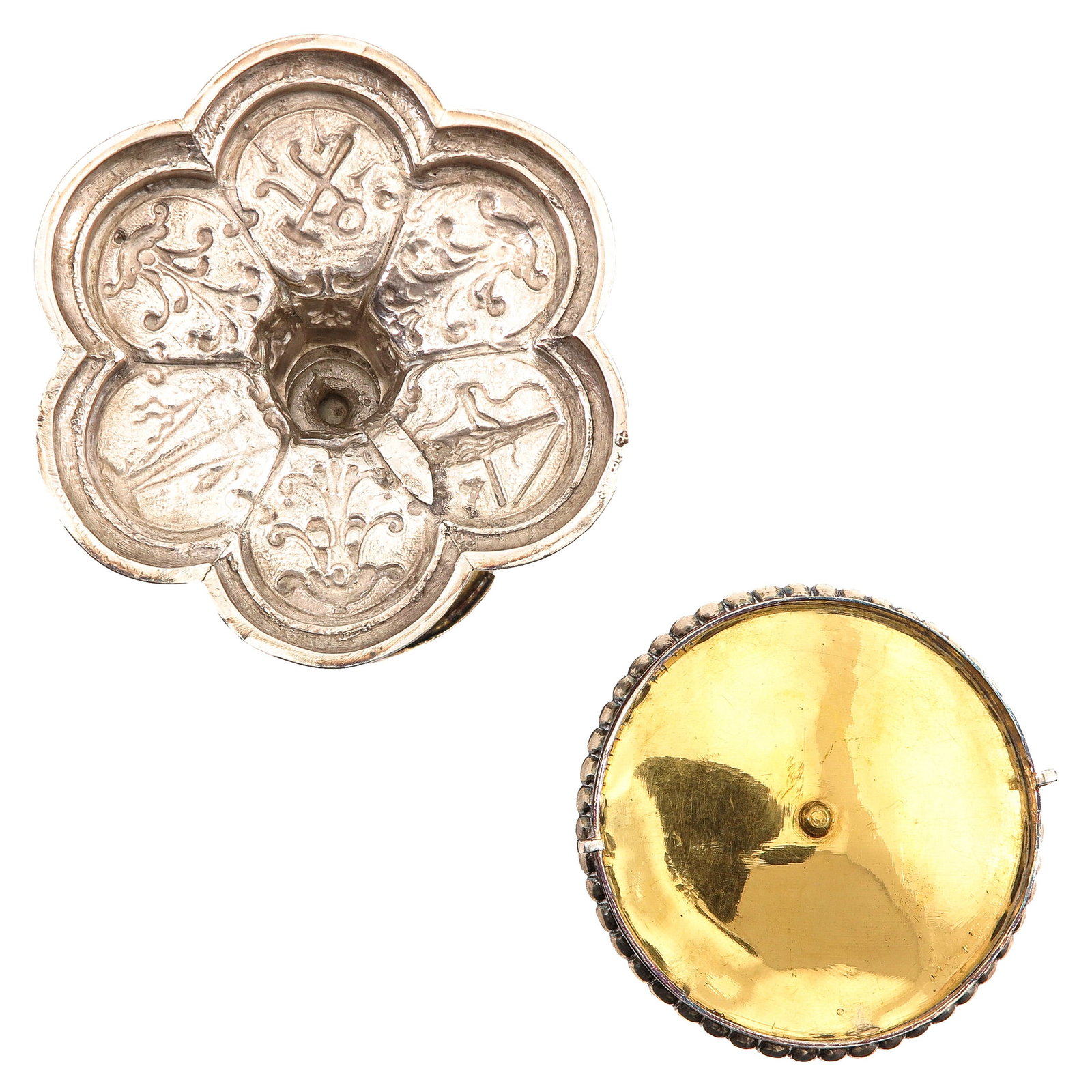 A 17th Century Solid Silver Ciborium - 6
