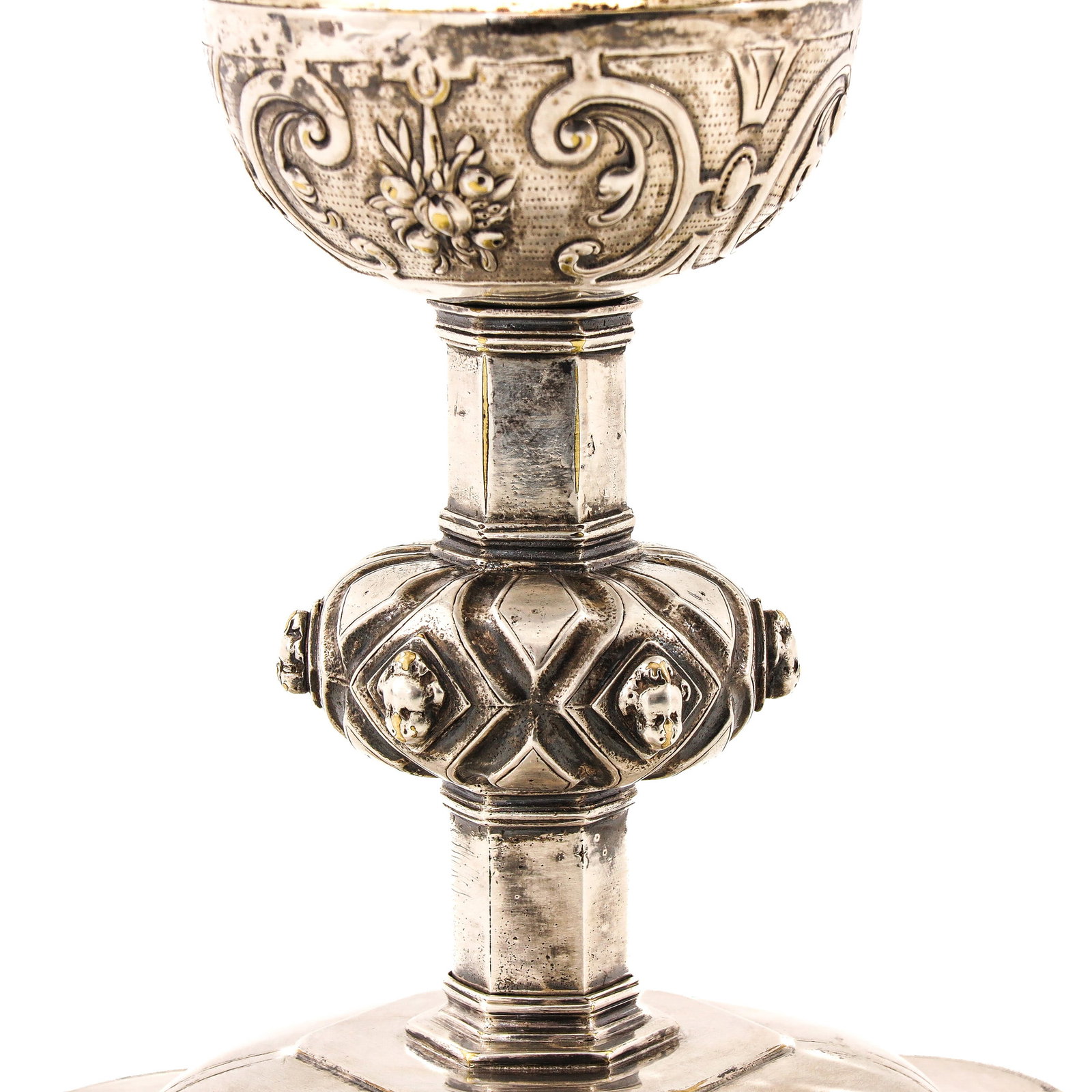 A 17th Century Solid Silver Ciborium - 8