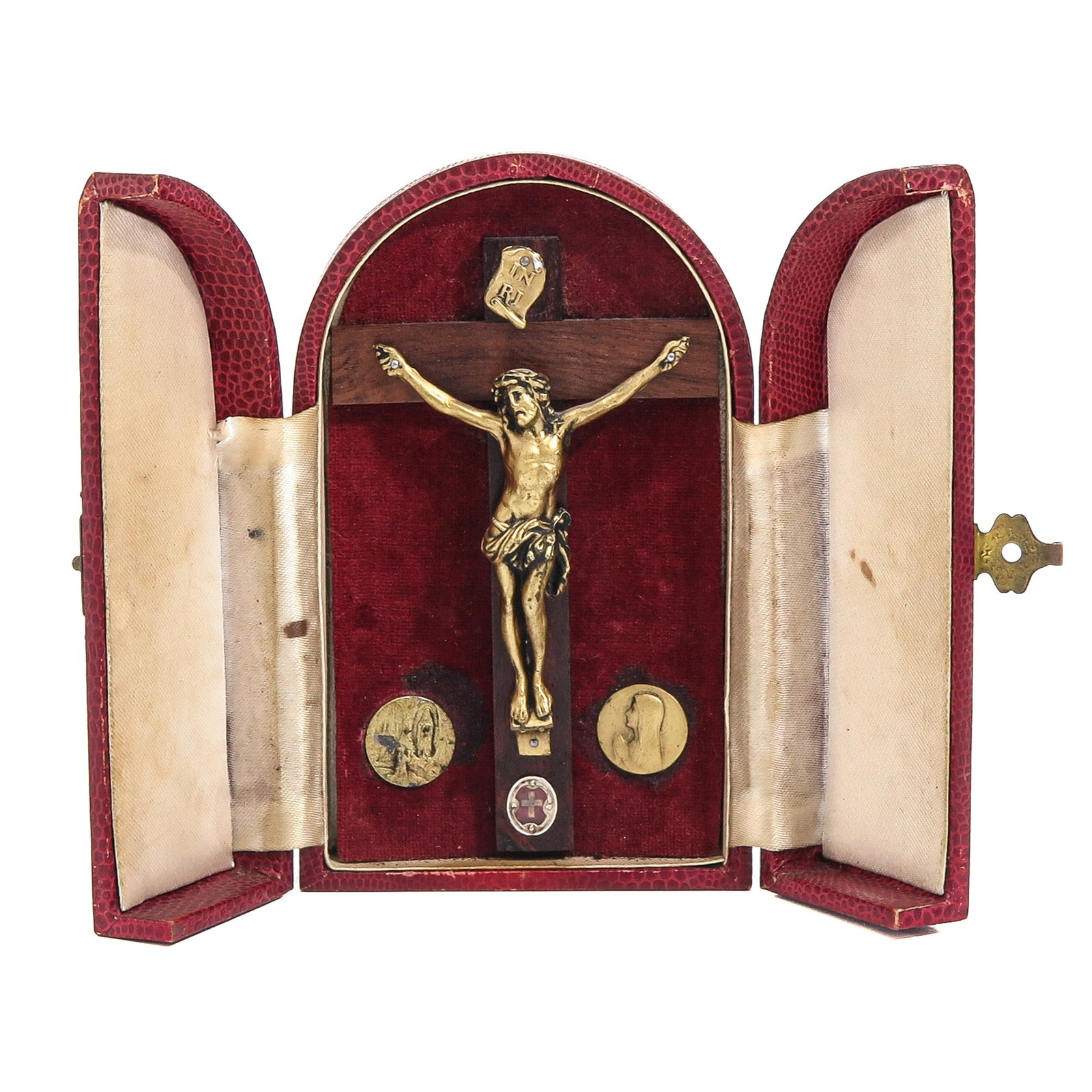 Travel case: with crucifix and sealed relic of the Holy Cross, in red-clad holder, height 14 cm., you are buying the crucifix, the relics are a gift